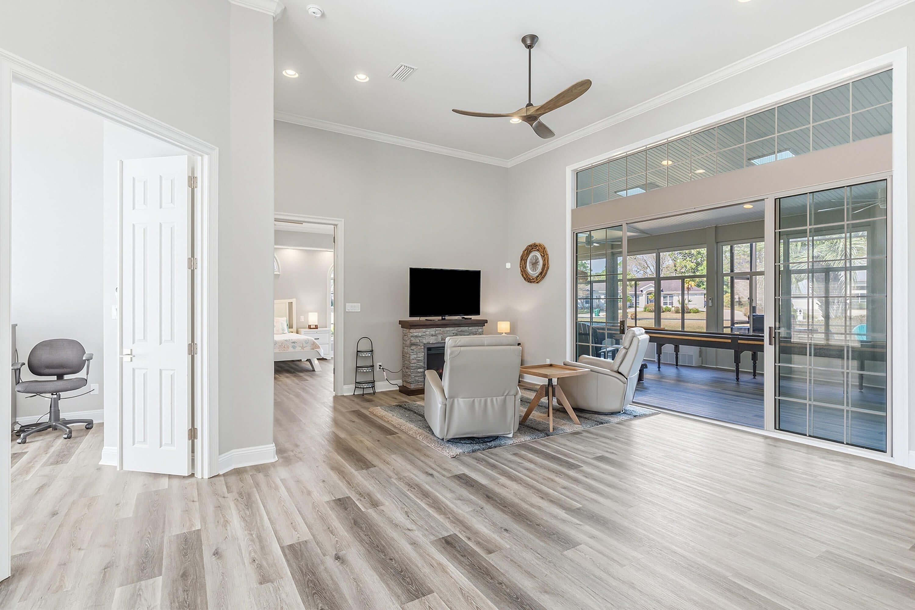 GLENLAKE PH 1 - Residential