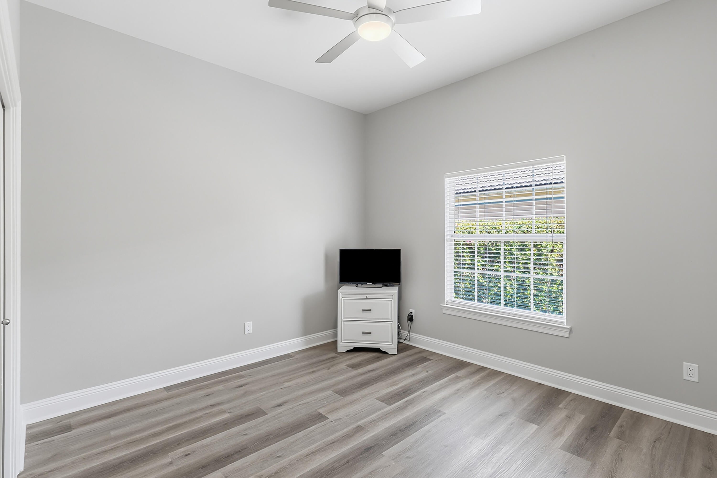 GLENLAKE PH 1 - Residential