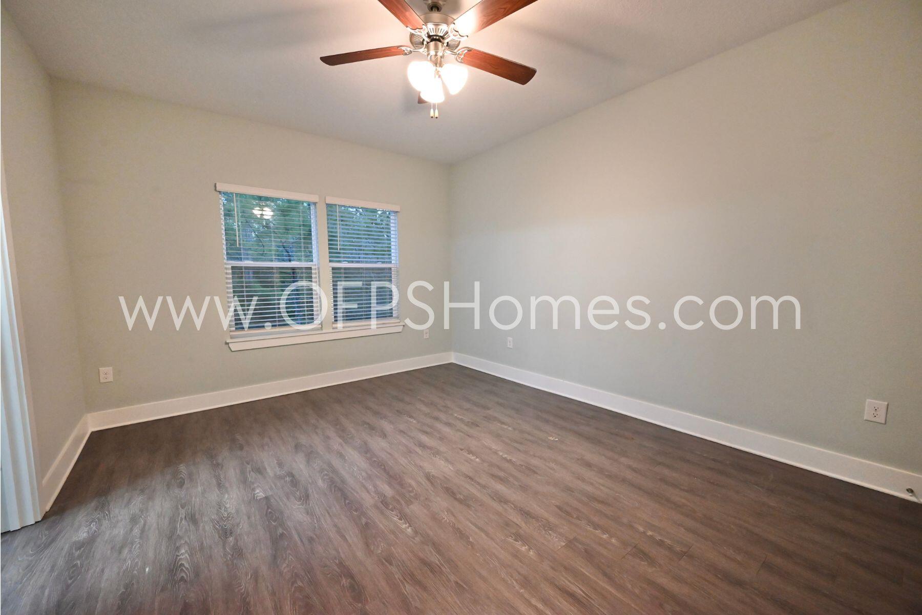 VERANDAS OF FREEPORT, THE - Residential Lease