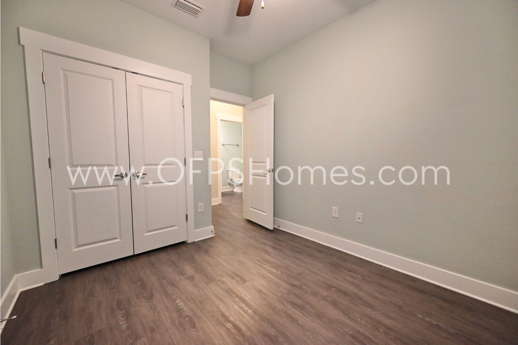 VERANDAS OF FREEPORT, THE - Residential Lease