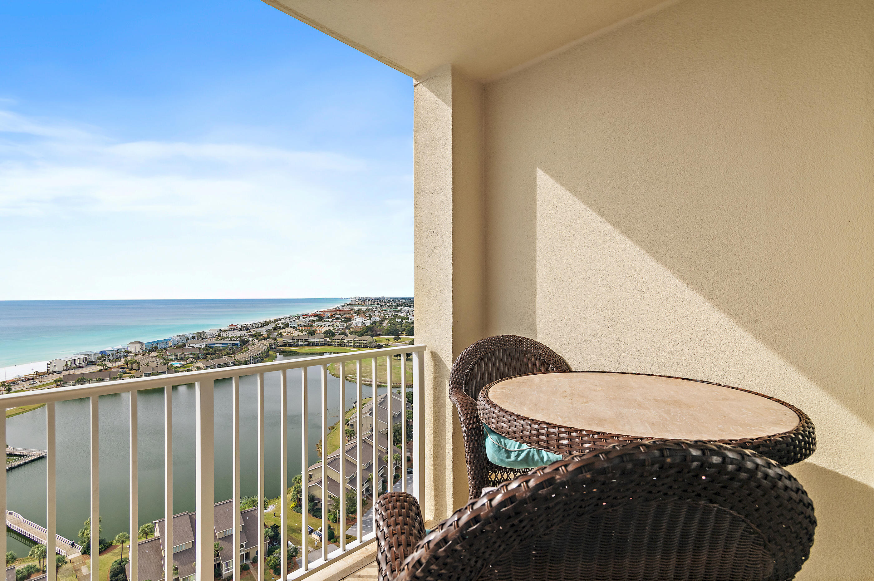 ARIEL DUNES II - Residential