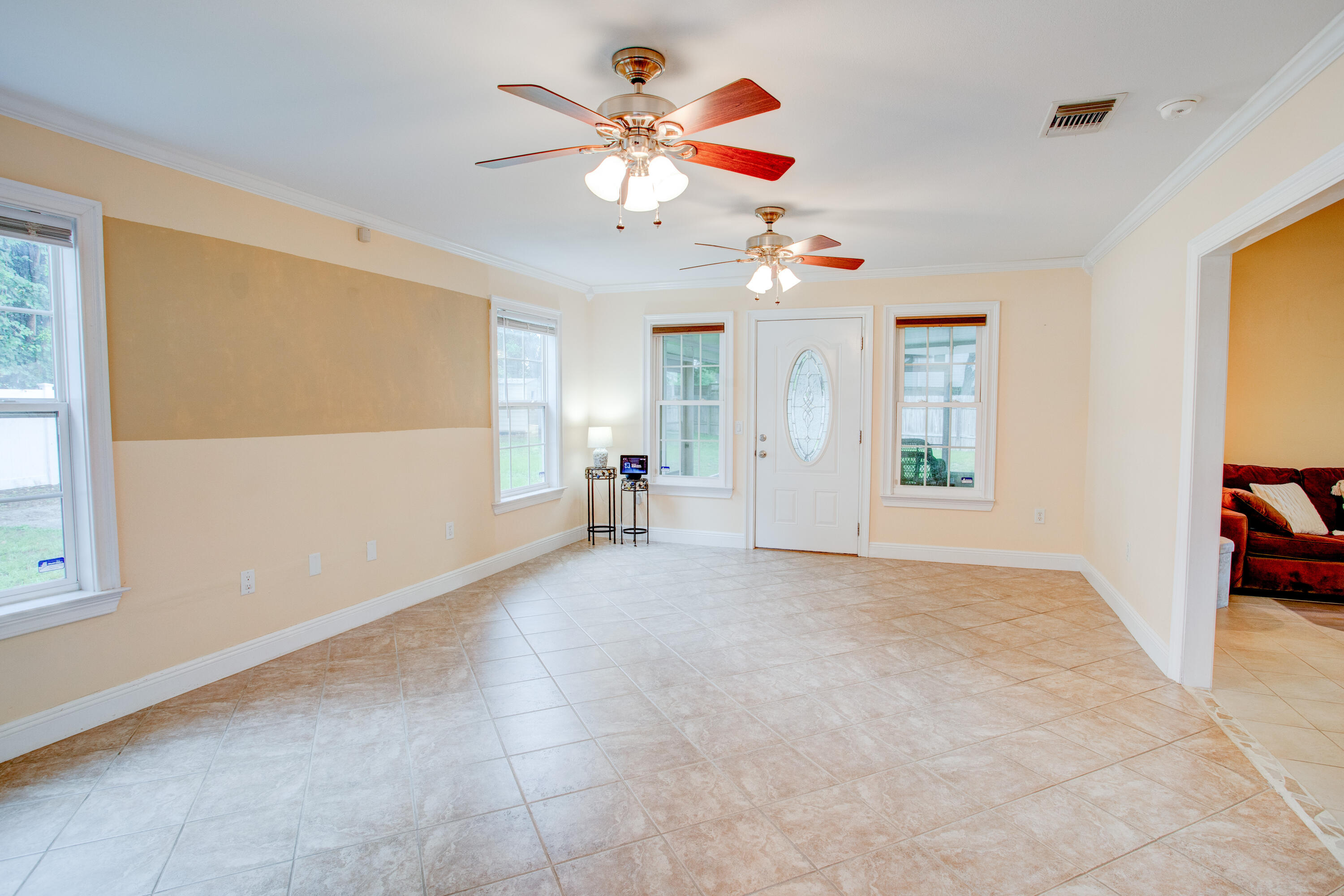 OAKRIDGE MANOR - Residential
