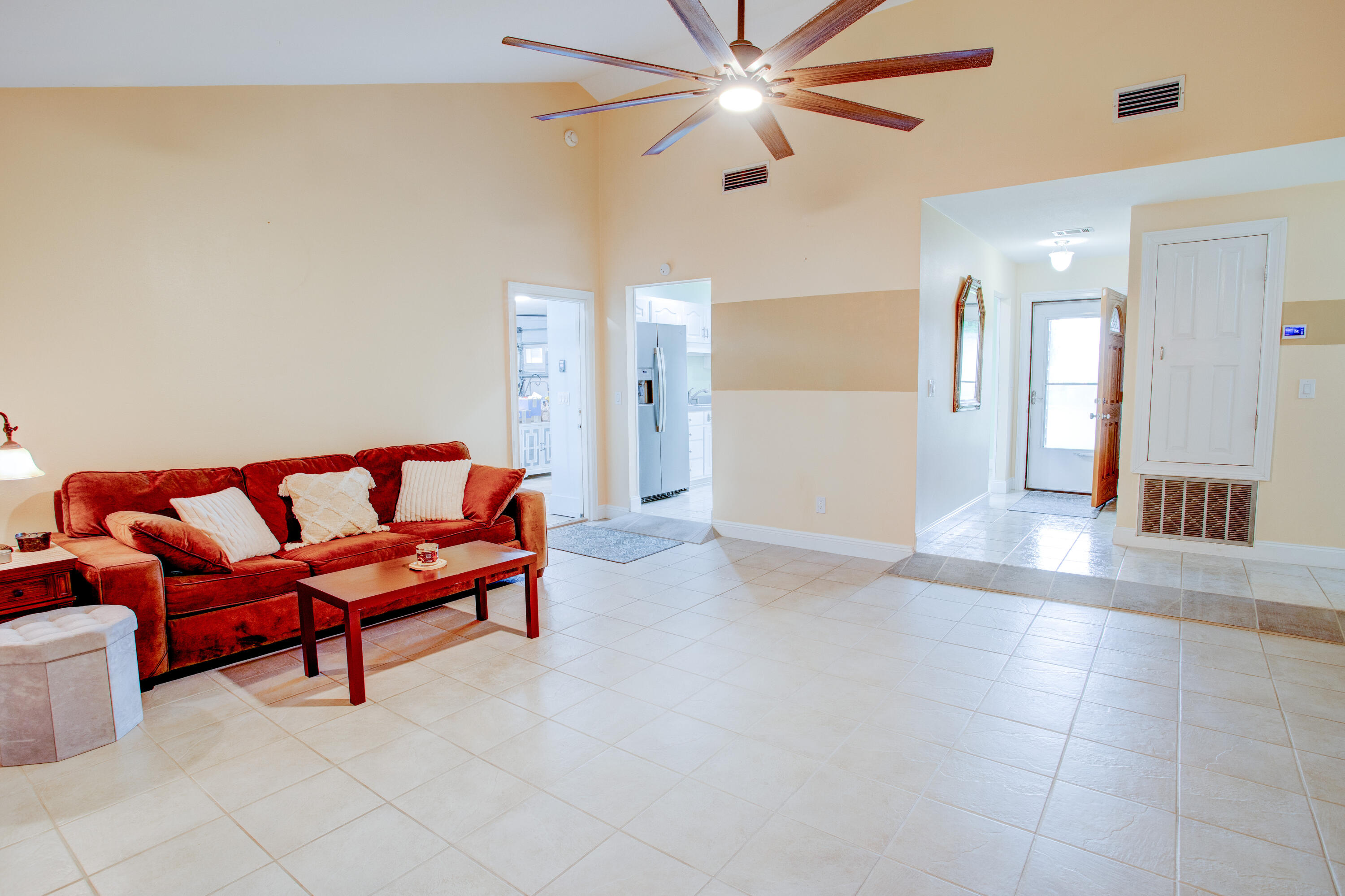 OAKRIDGE MANOR - Residential