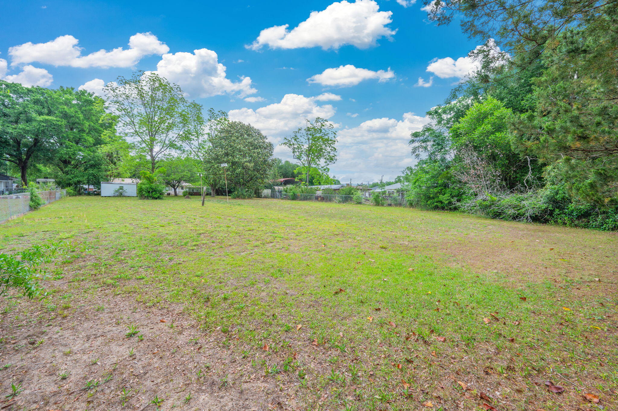 FERDON ADDN TO CRESTVIEW - Residential