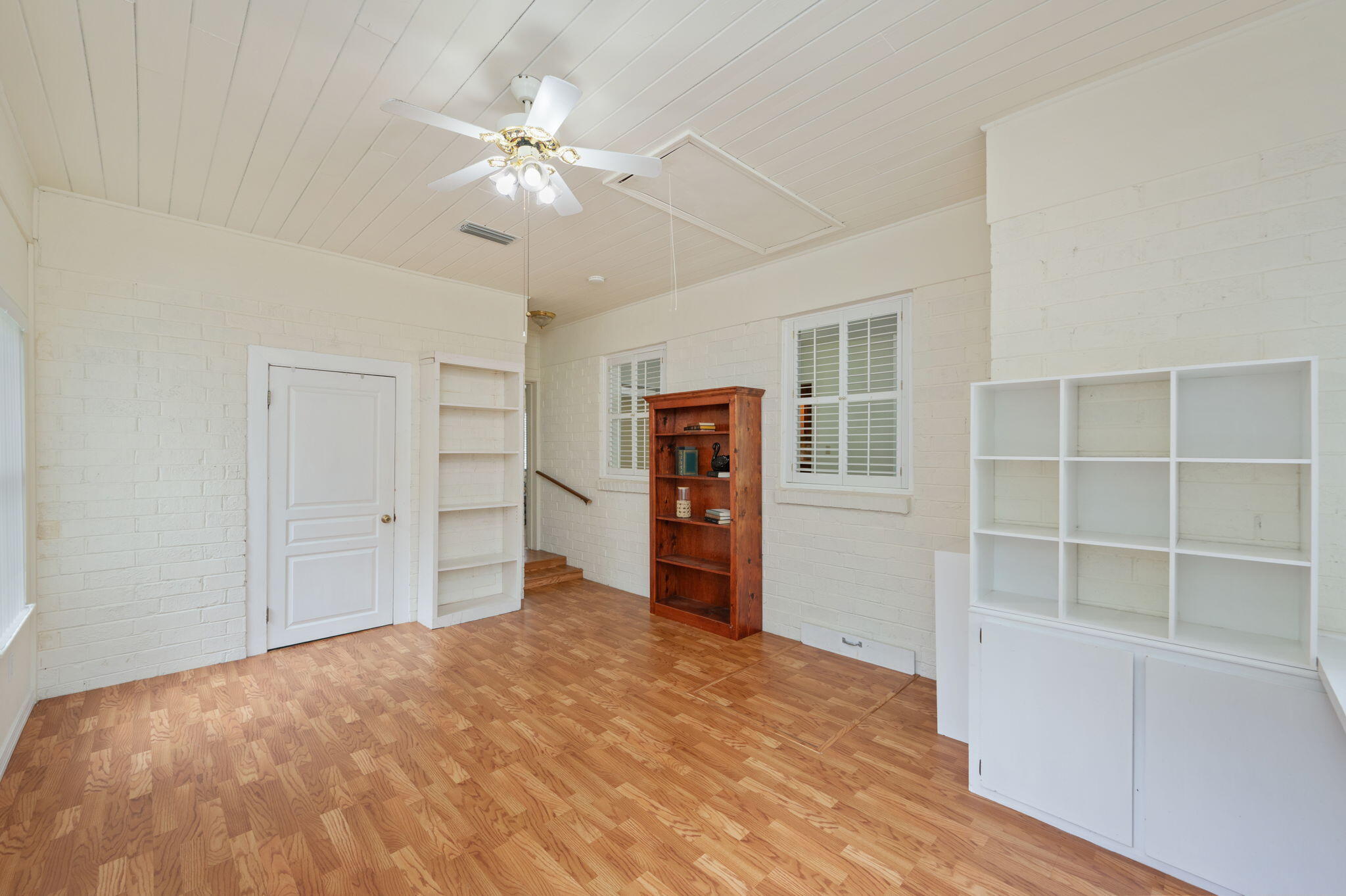 FERDON ADDN TO CRESTVIEW - Residential