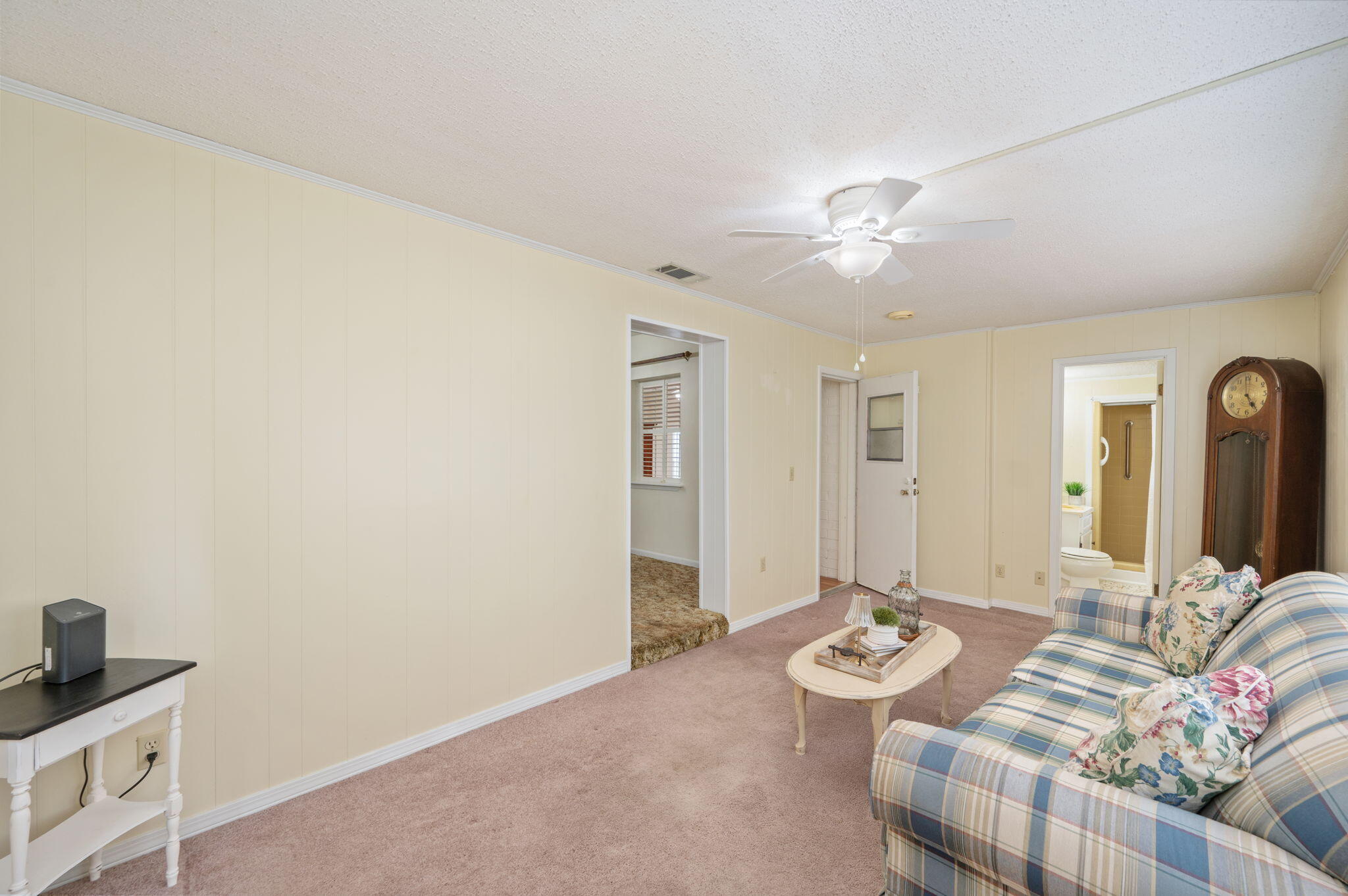 FERDON ADDN TO CRESTVIEW - Residential