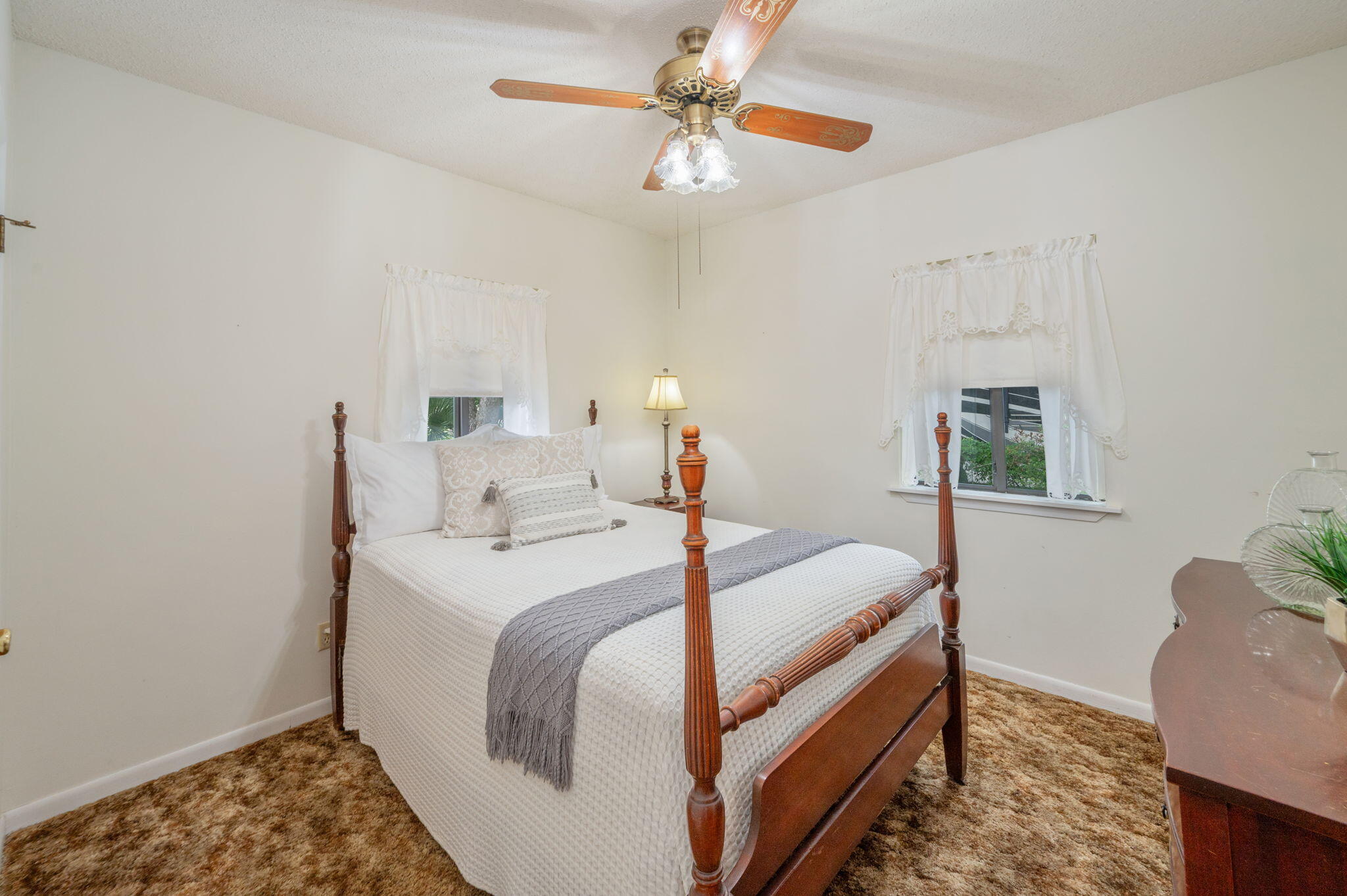 FERDON ADDN TO CRESTVIEW - Residential