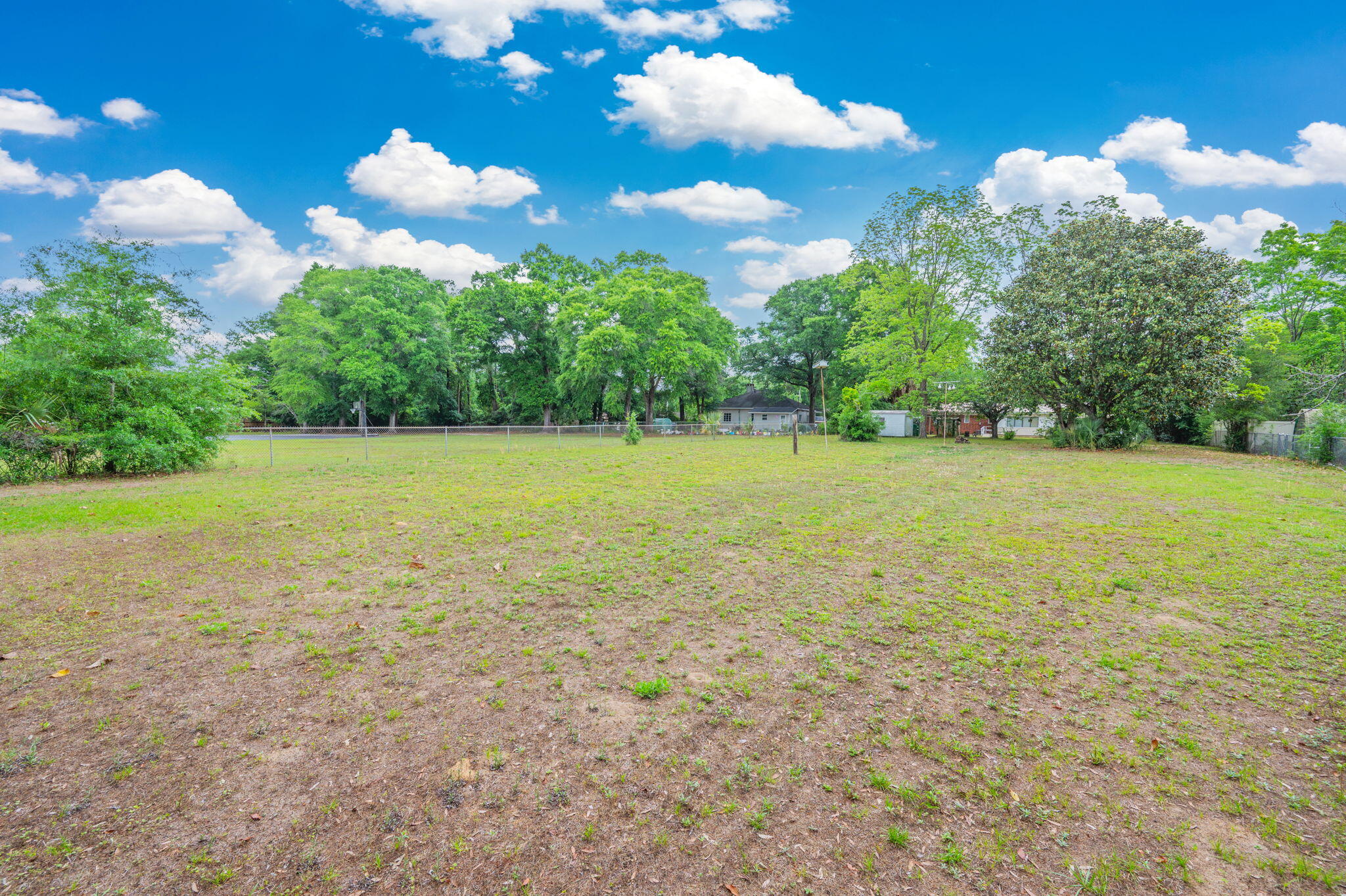 FERDON ADDN TO CRESTVIEW - Residential