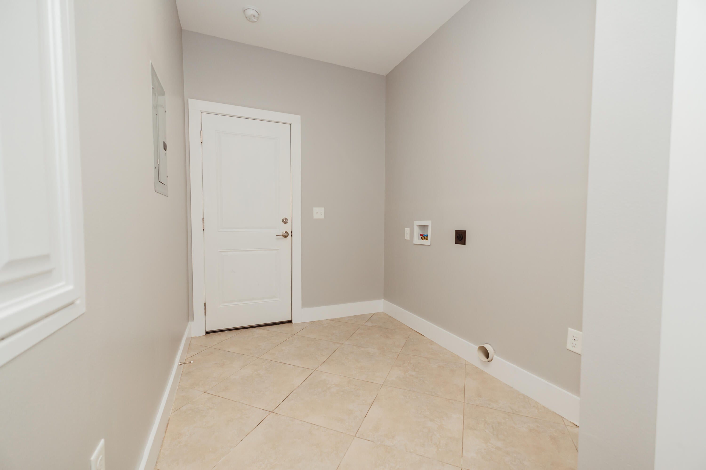 ALICIA PLACE - Residential