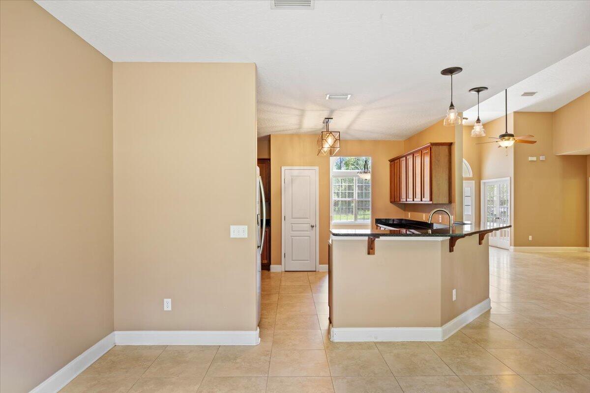 COUNTRY CLUB ESTATES 1 OF CRESTVIEW - Residential