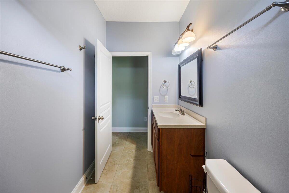 COUNTRY CLUB ESTATES 1 OF CRESTVIEW - Residential