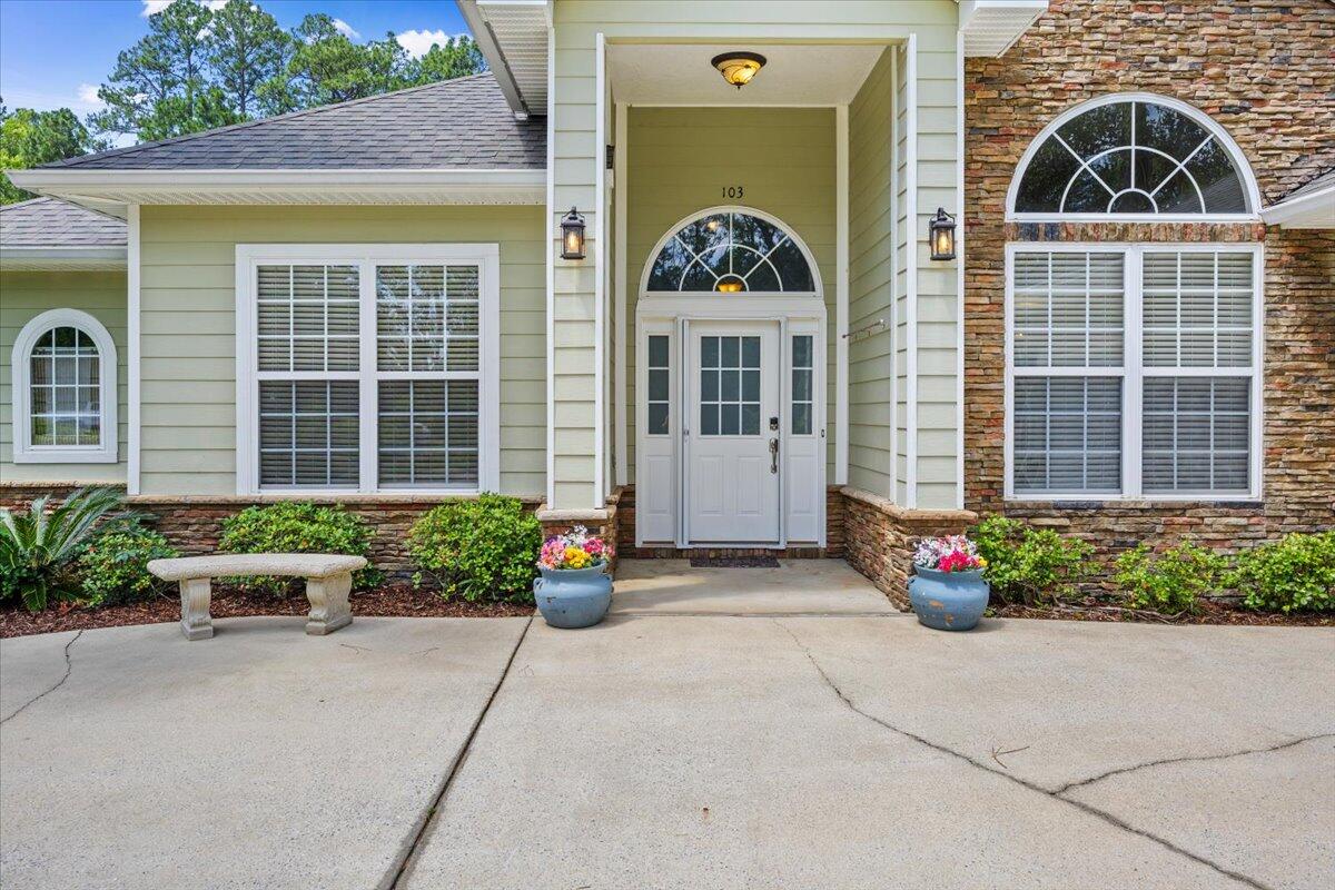 COUNTRY CLUB ESTATES 1 OF CRESTVIEW - Residential