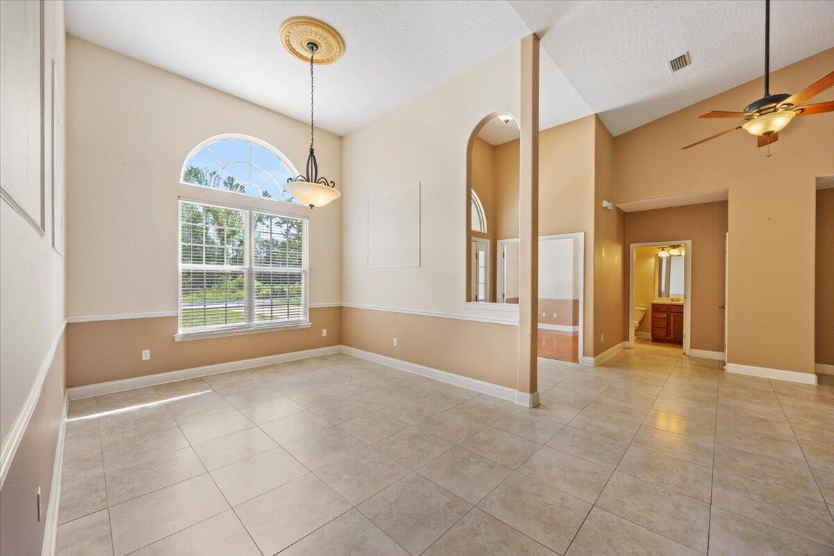 COUNTRY CLUB ESTATES 1 OF CRESTVIEW - Residential