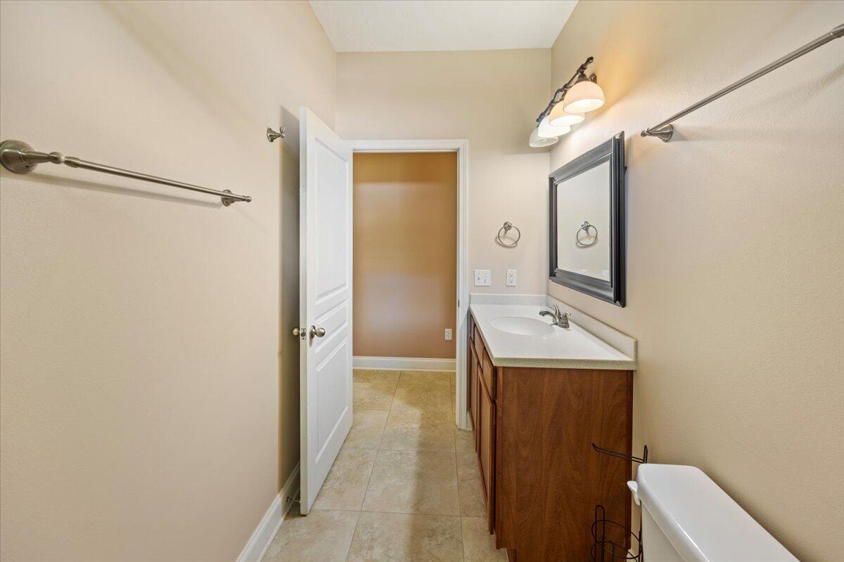 COUNTRY CLUB ESTATES 1 OF CRESTVIEW - Residential