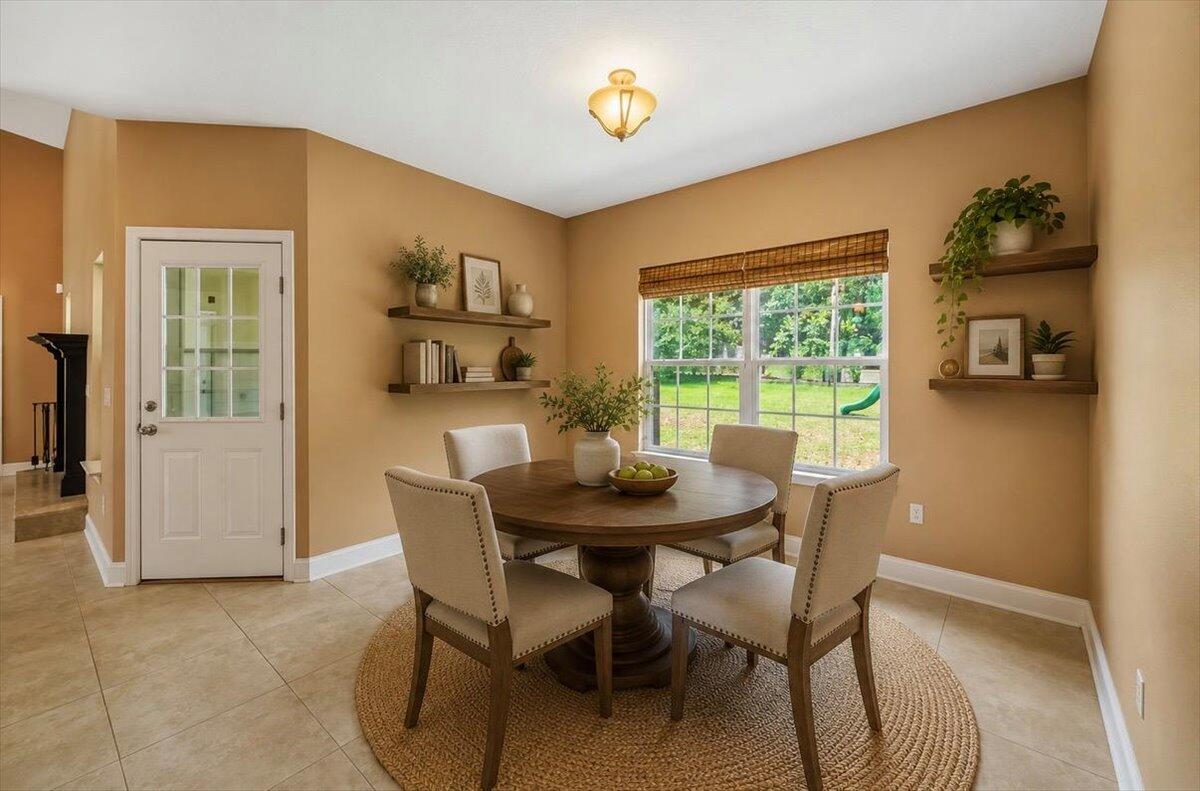 COUNTRY CLUB ESTATES 1 OF CRESTVIEW - Residential