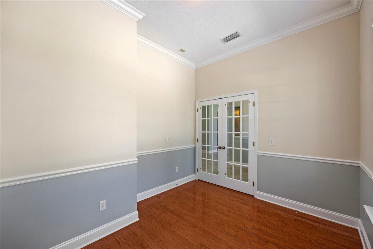 COUNTRY CLUB ESTATES 1 OF CRESTVIEW - Residential