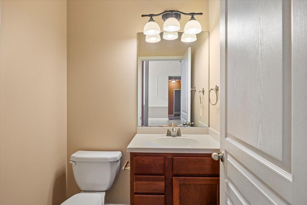 COUNTRY CLUB ESTATES 1 OF CRESTVIEW - Residential