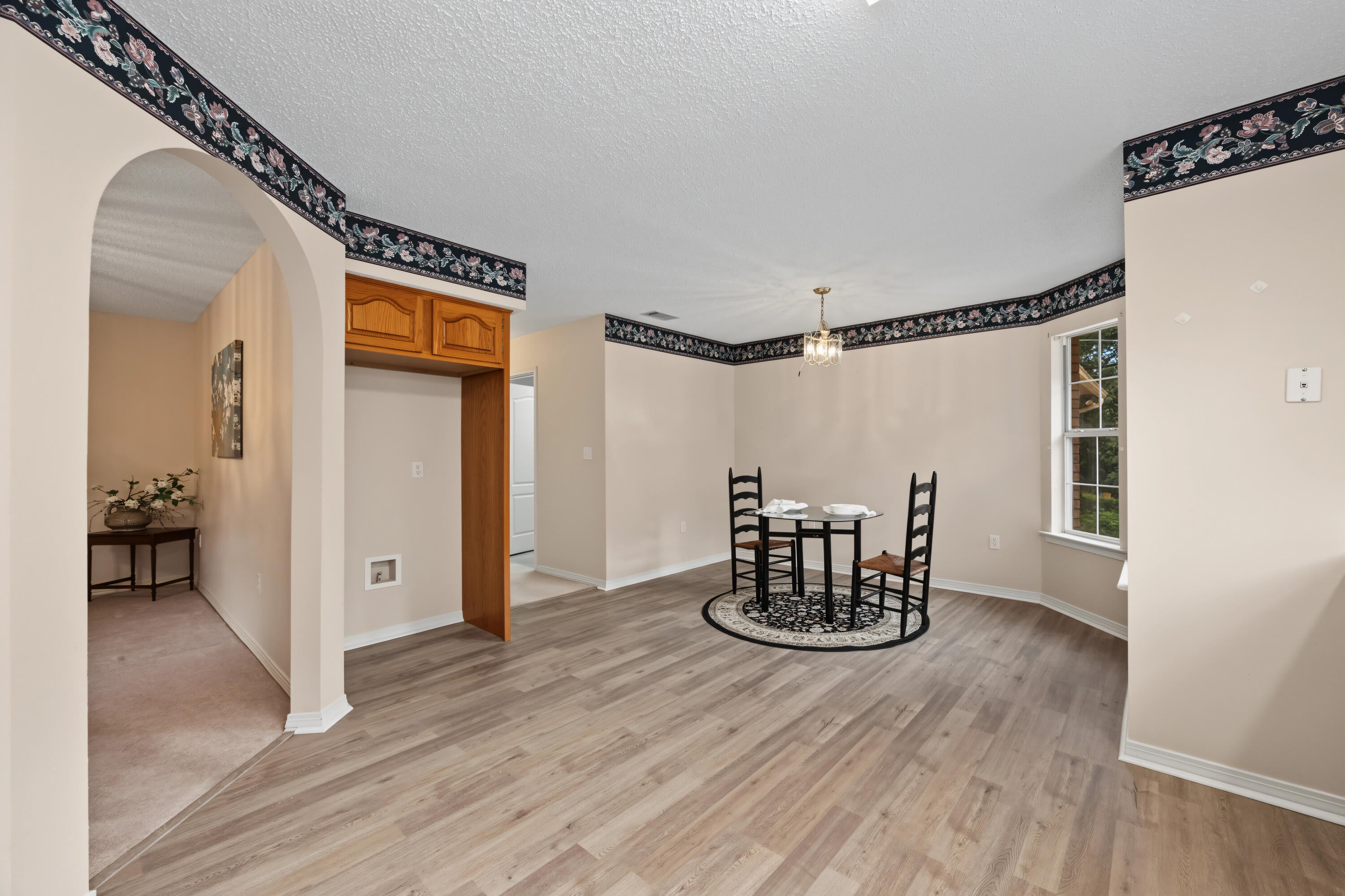 HUNTER WOODS - Residential