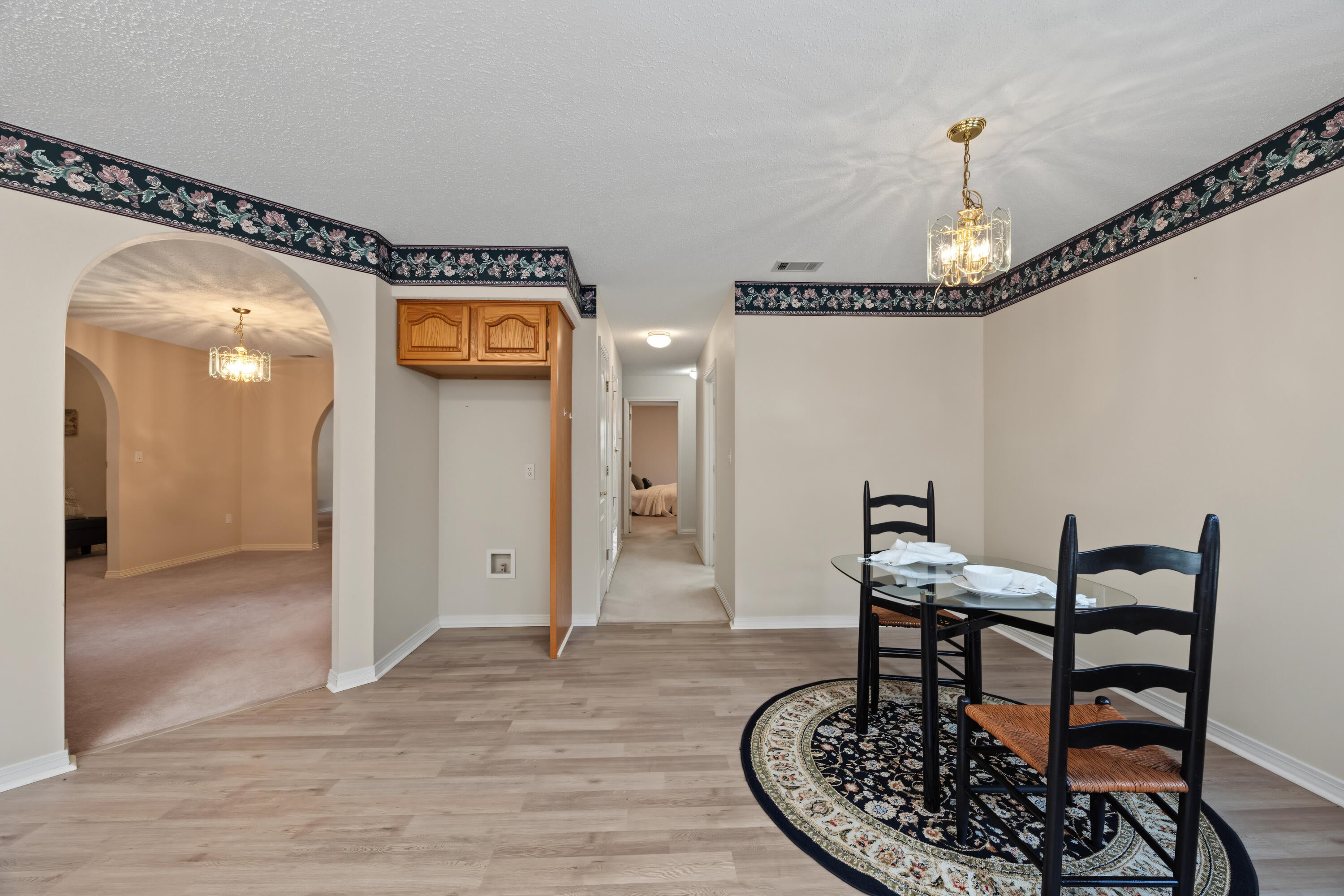 HUNTER WOODS - Residential