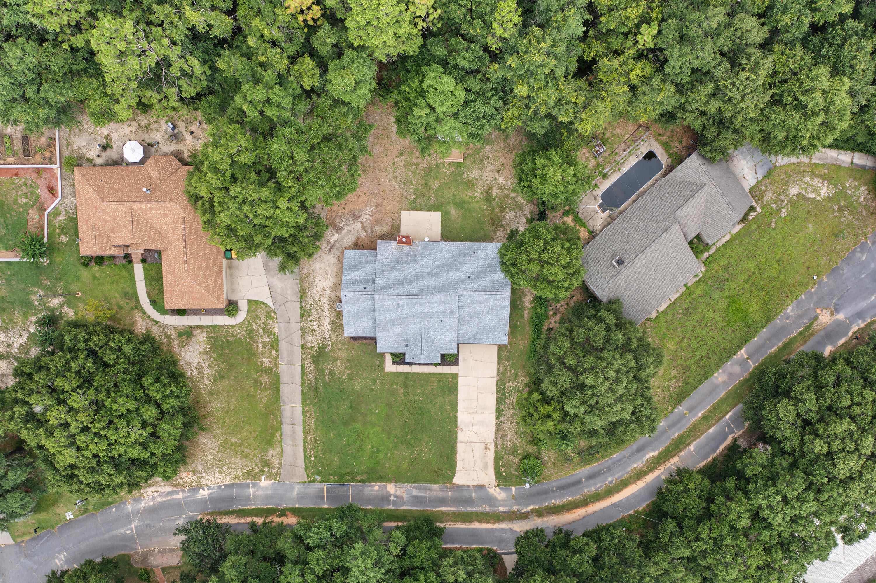 HUNTER WOODS - Residential