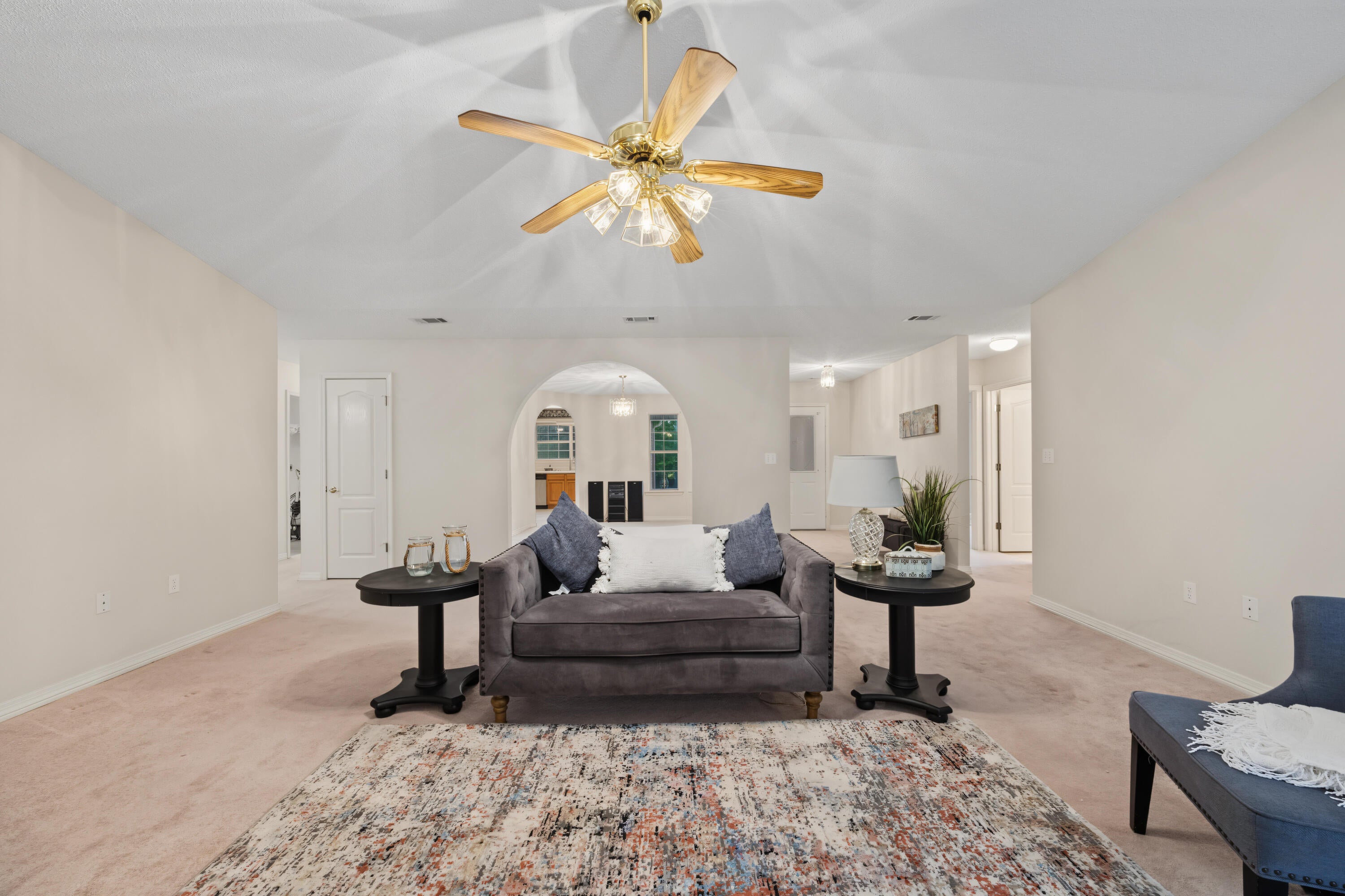HUNTER WOODS - Residential