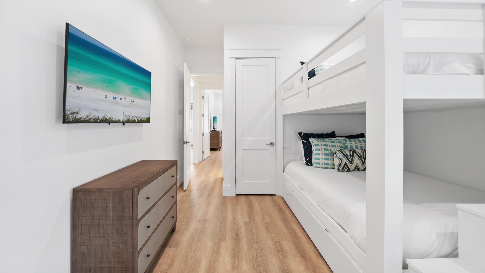GULFSIDE ESTATES PHASE I & II - Residential Lease