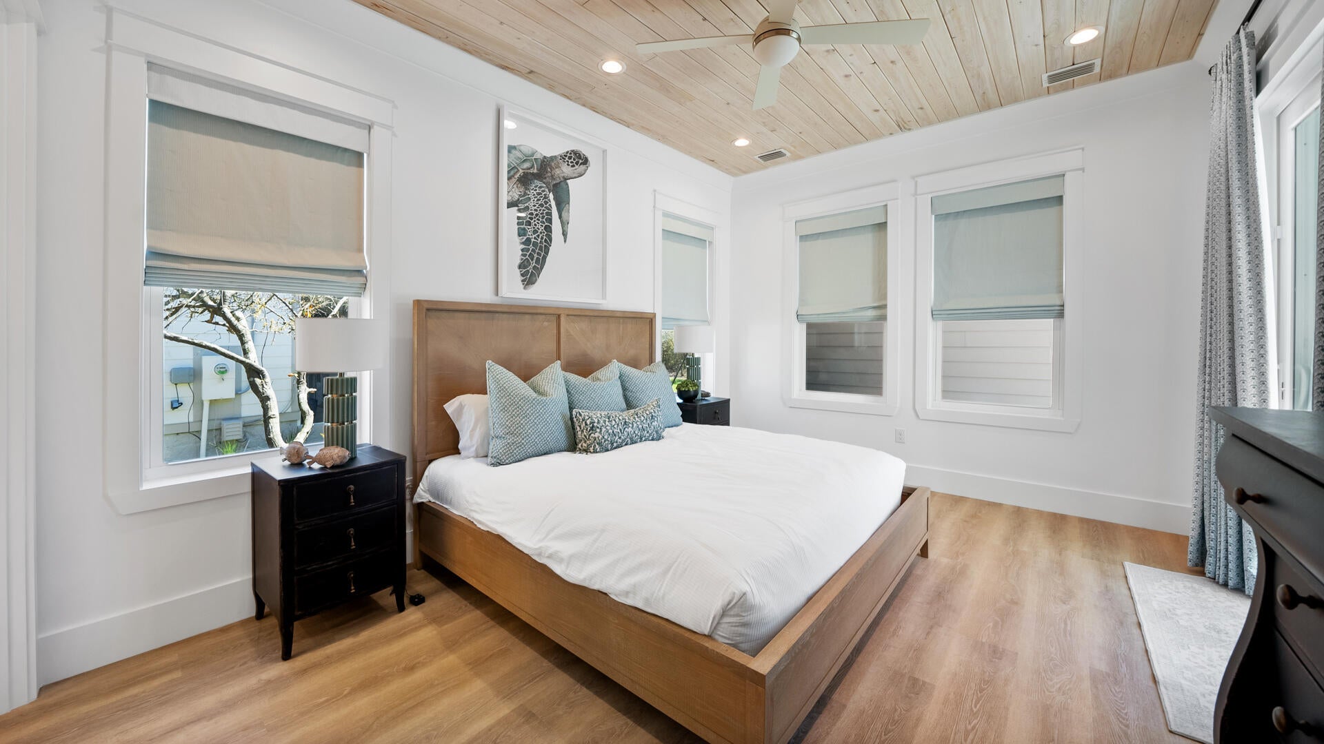GULFSIDE ESTATES PHASE I & II - Residential Lease