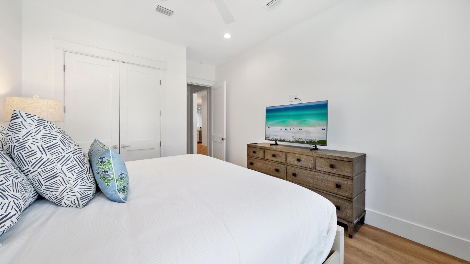 GULFSIDE ESTATES PHASE I & II - Residential Lease