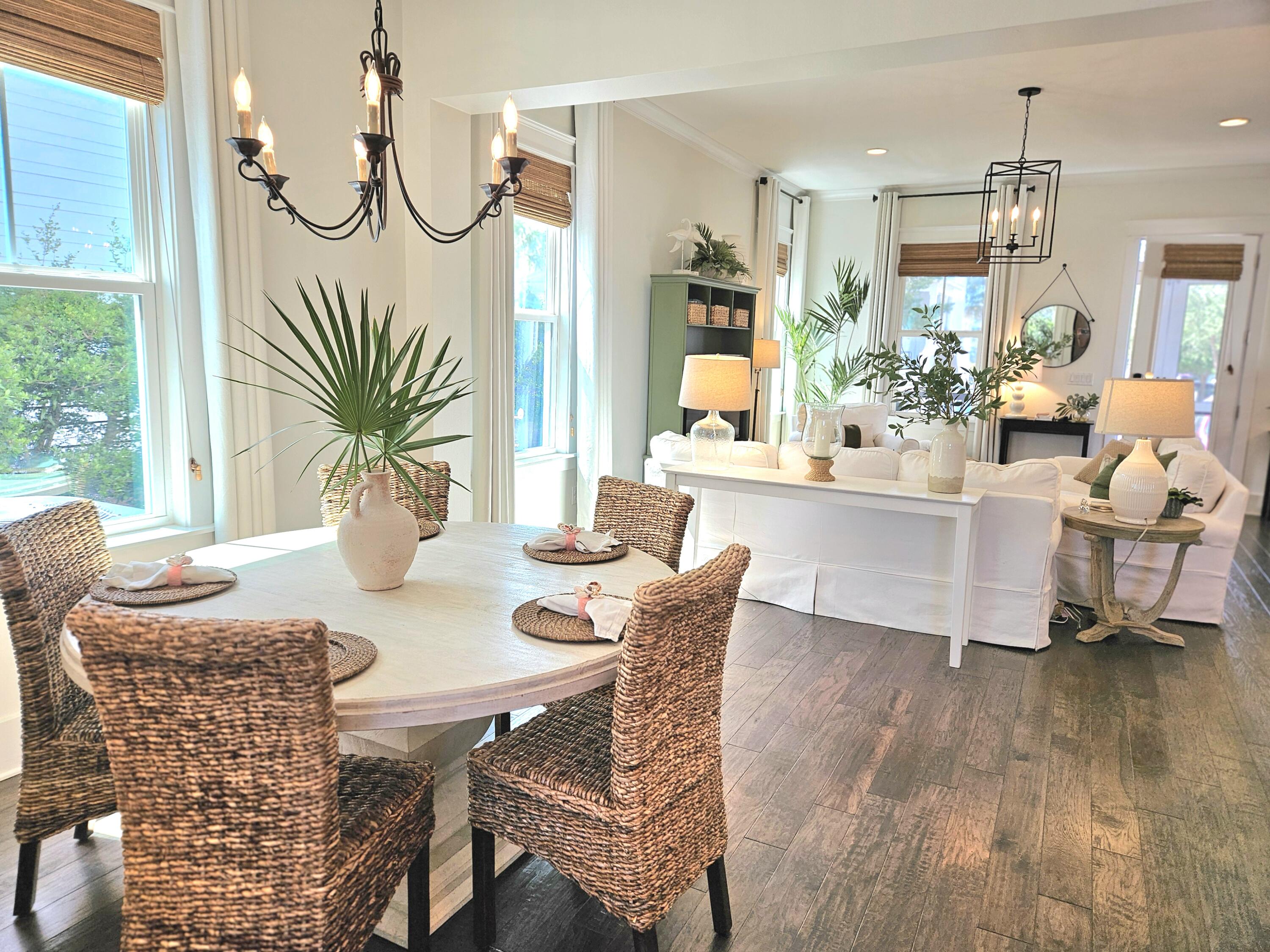 HIGHLAND PARKS - Residential