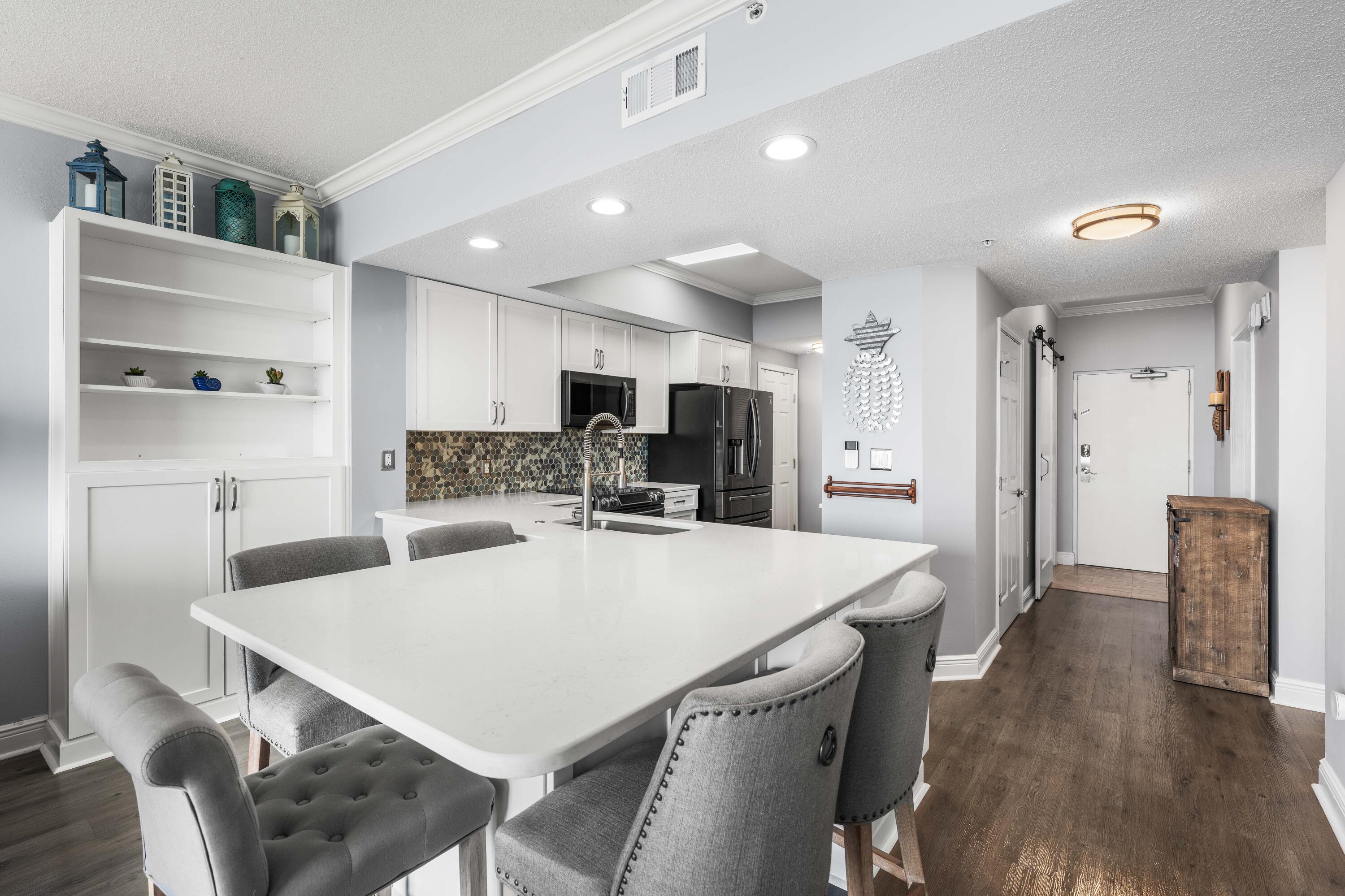 WATERS EDGE - Residential