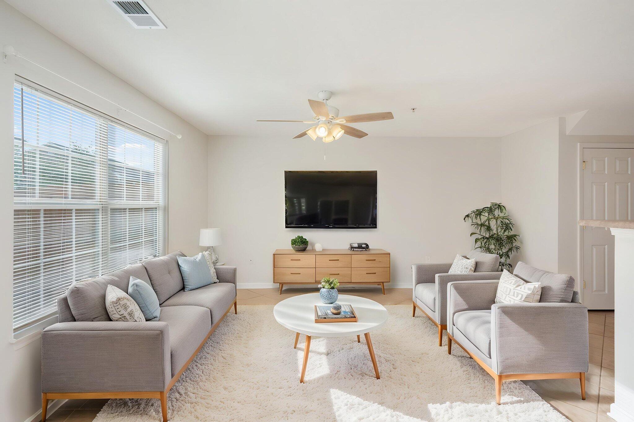 ROLLING PINES - Residential