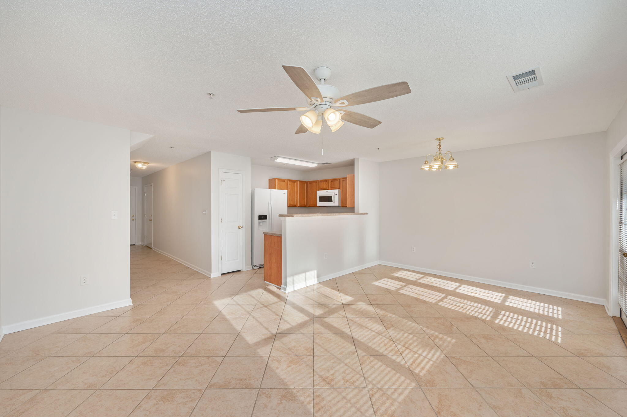 ROLLING PINES - Residential