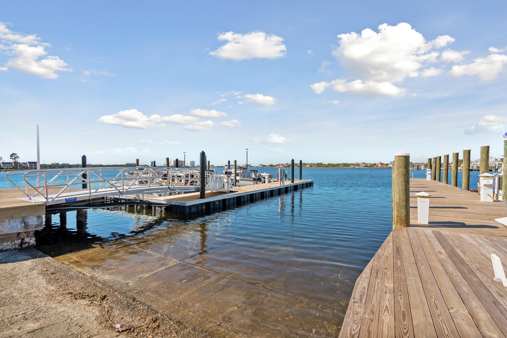BAY POINT UNIT 1 - Residential