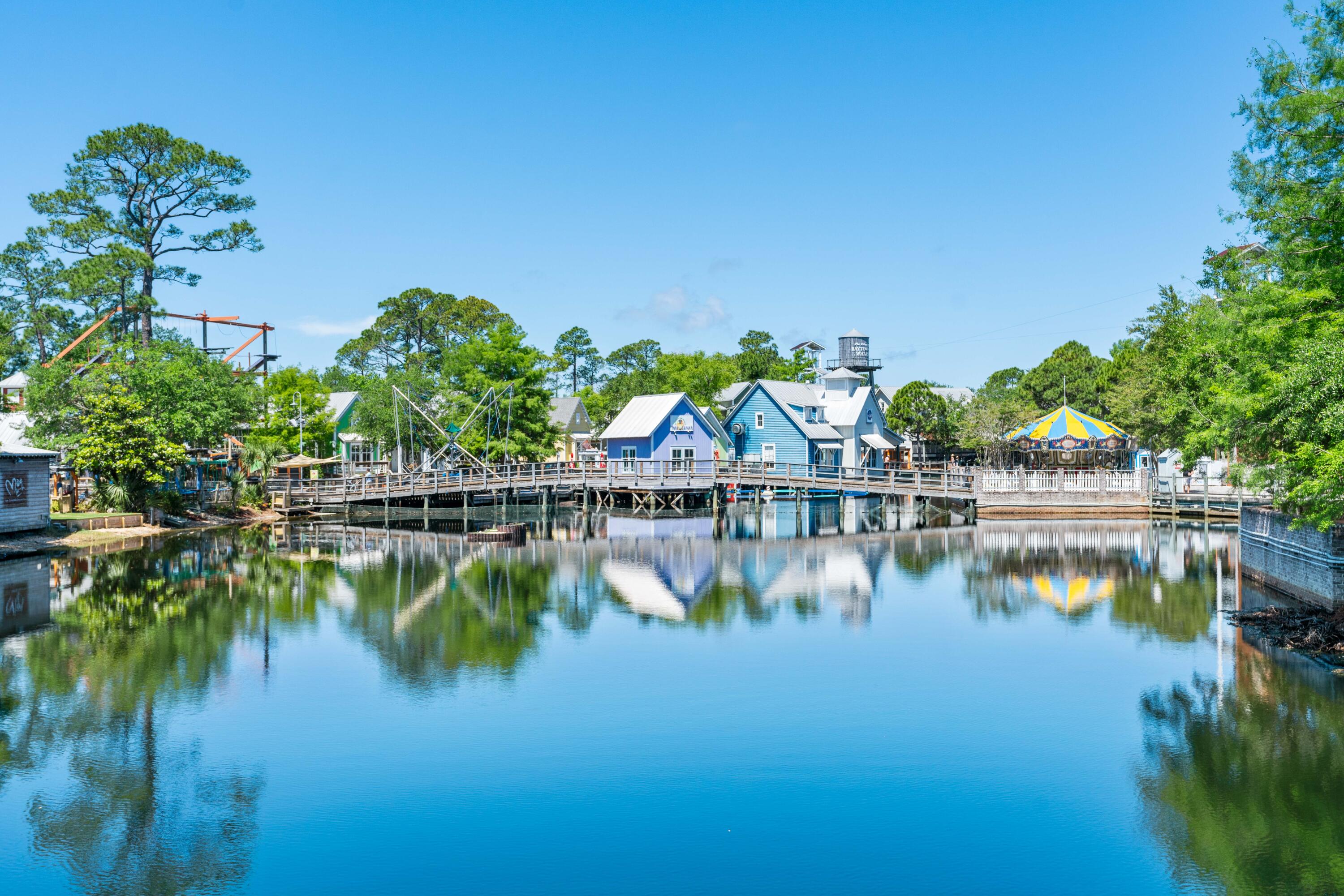 BAYSIDE CONDO SANDESTIN - Residential