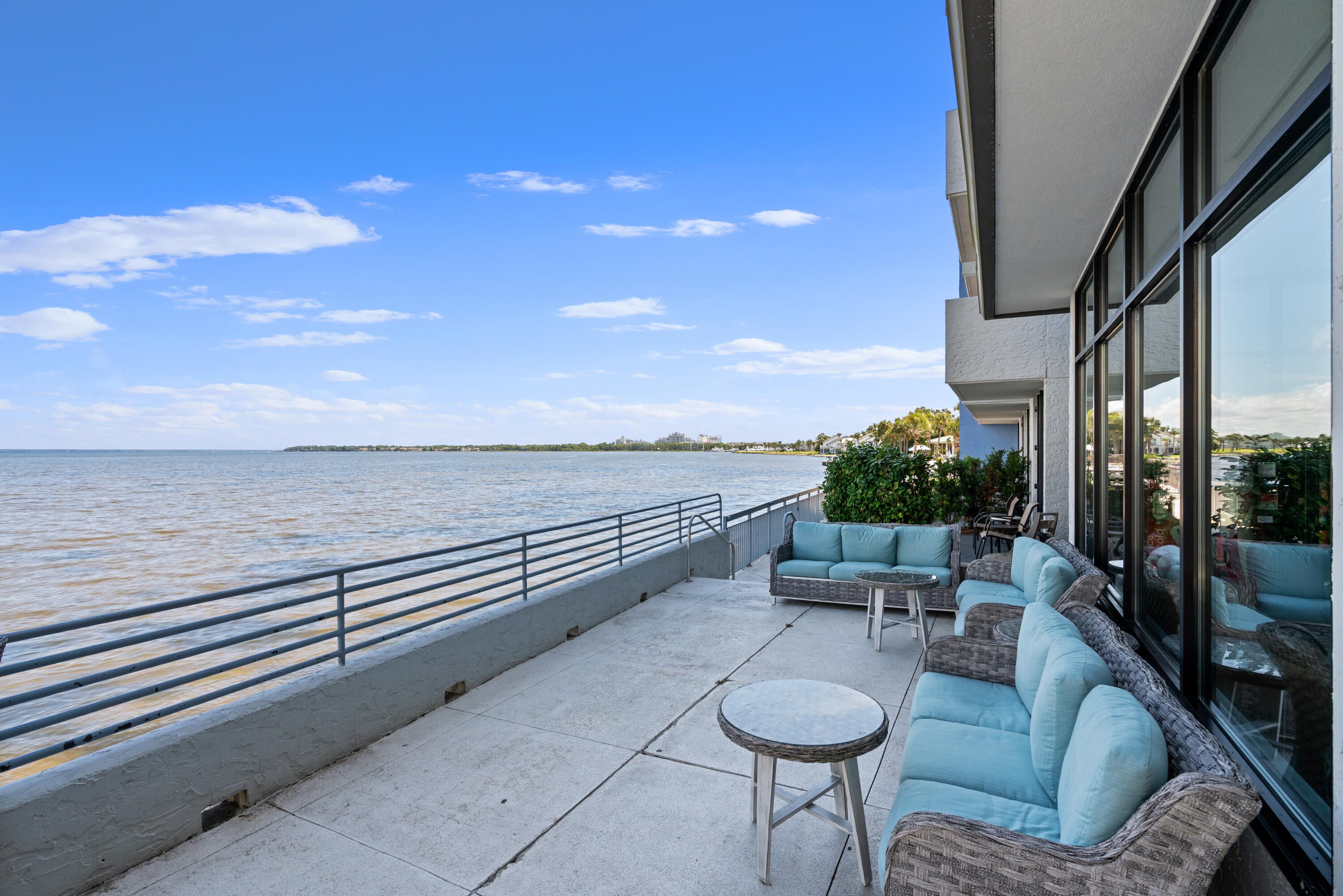 BAYSIDE CONDO SANDESTIN - Residential