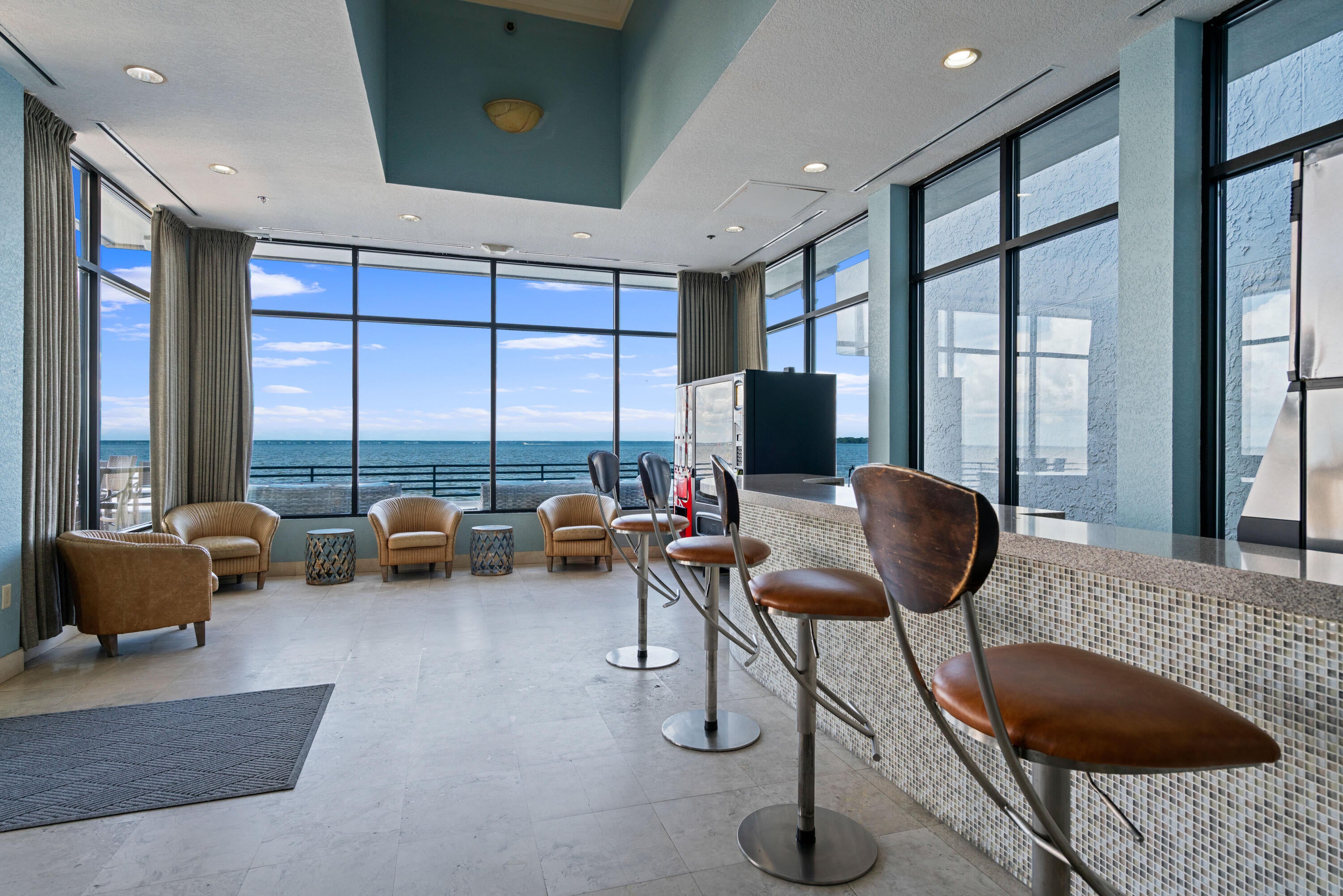 BAYSIDE CONDO SANDESTIN - Residential
