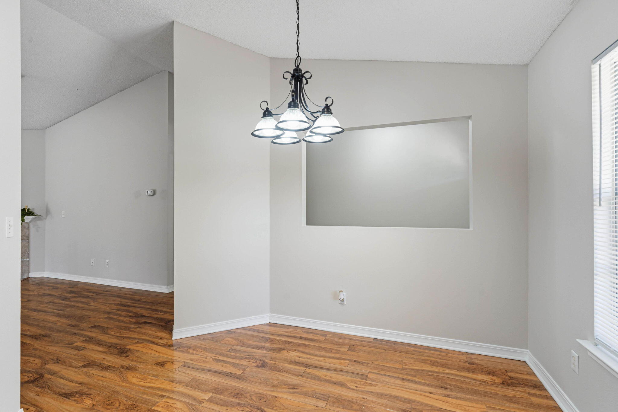 HOLLEY BY THE SEA - Residential