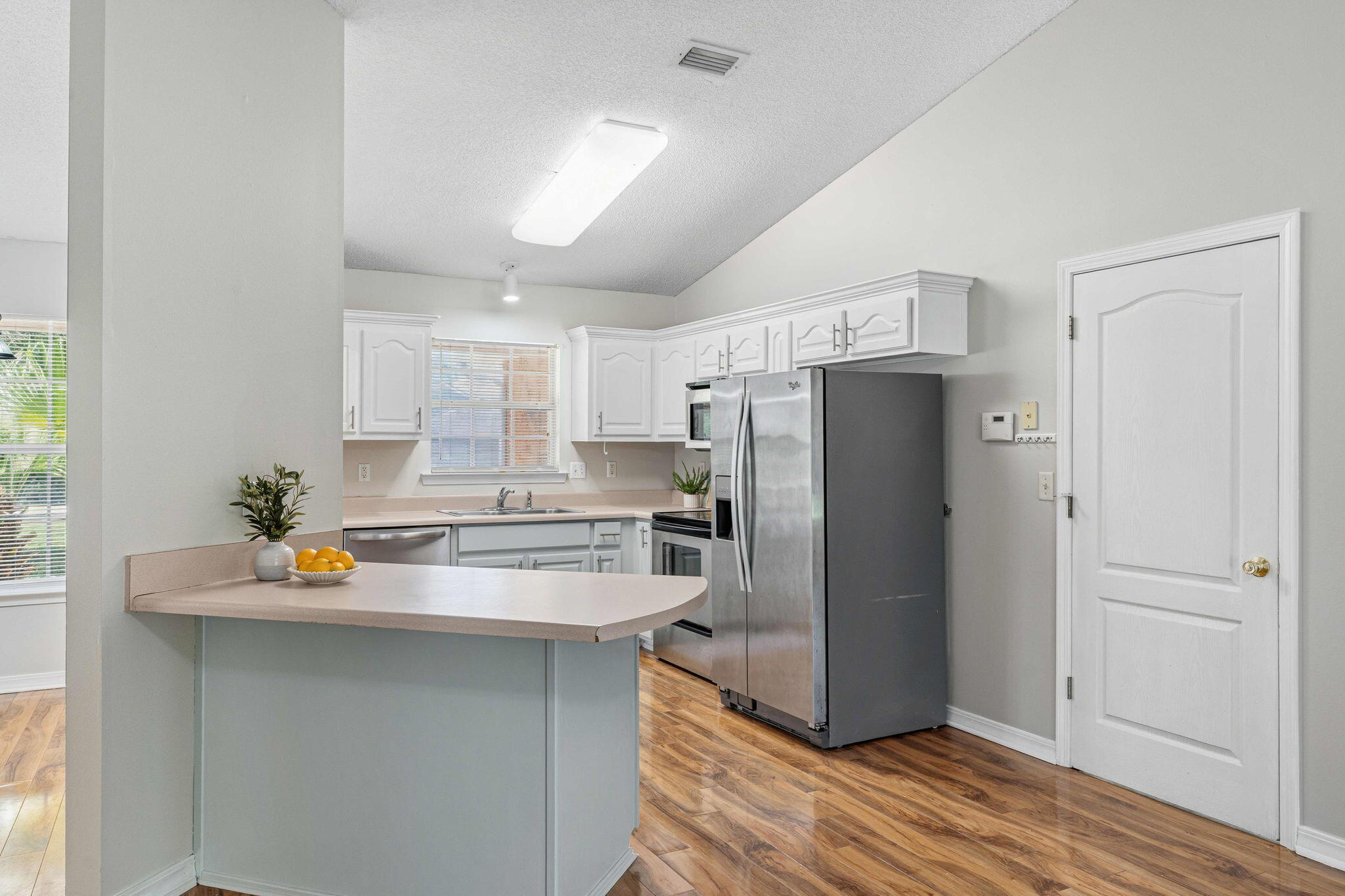 HOLLEY BY THE SEA - Residential