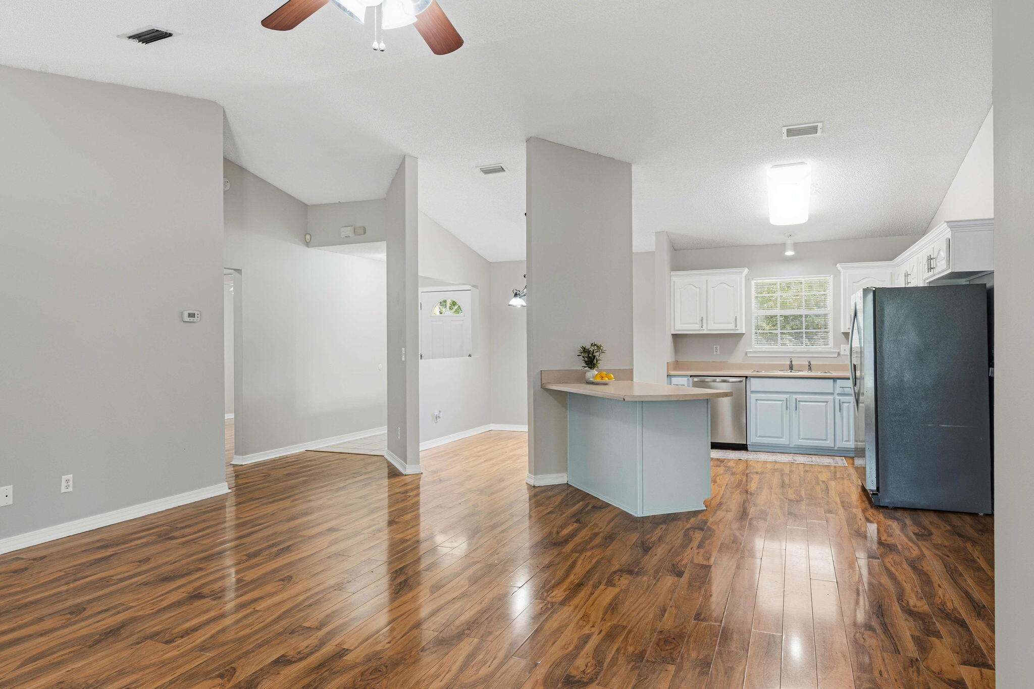 HOLLEY BY THE SEA - Residential