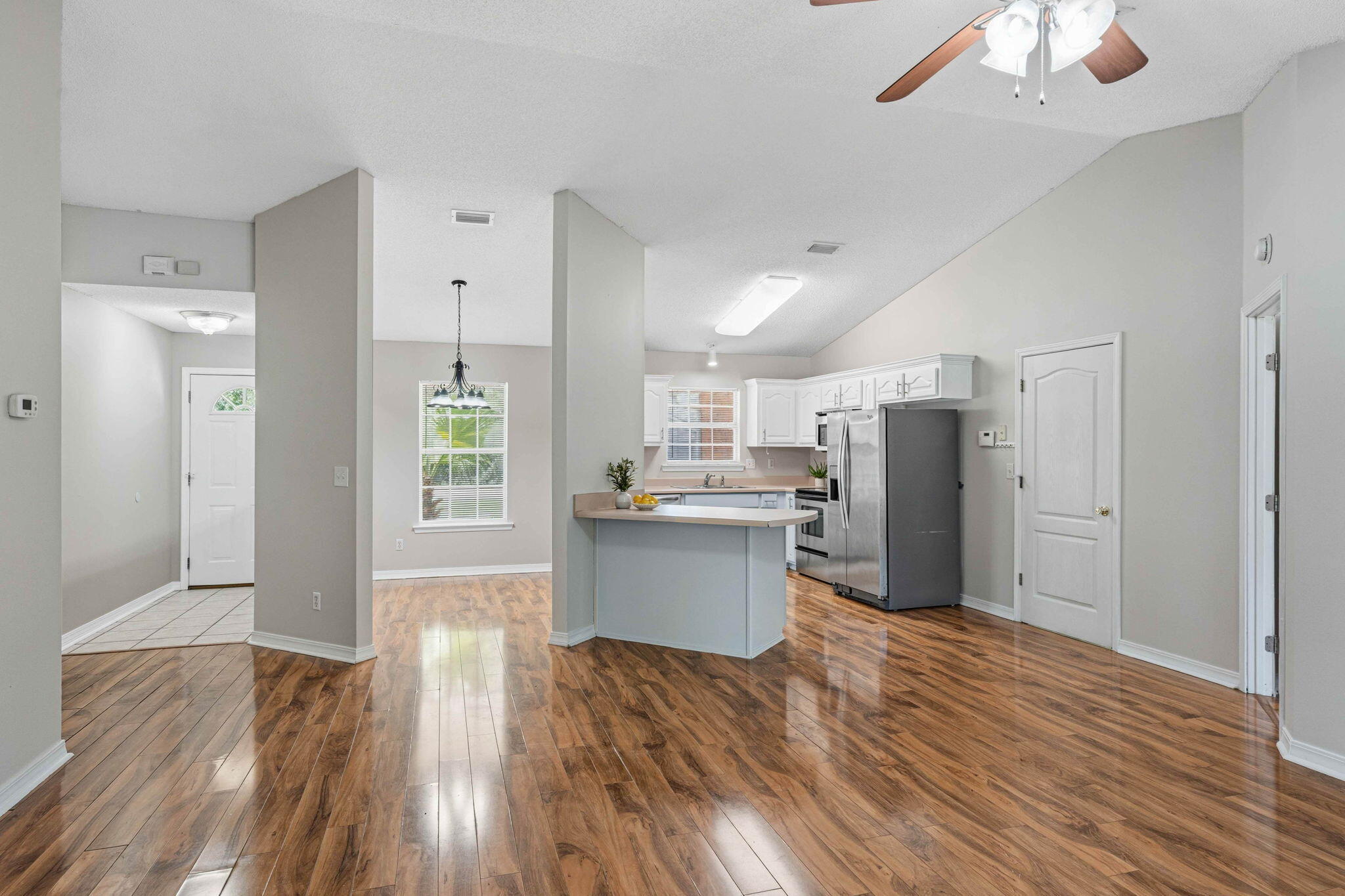 HOLLEY BY THE SEA - Residential