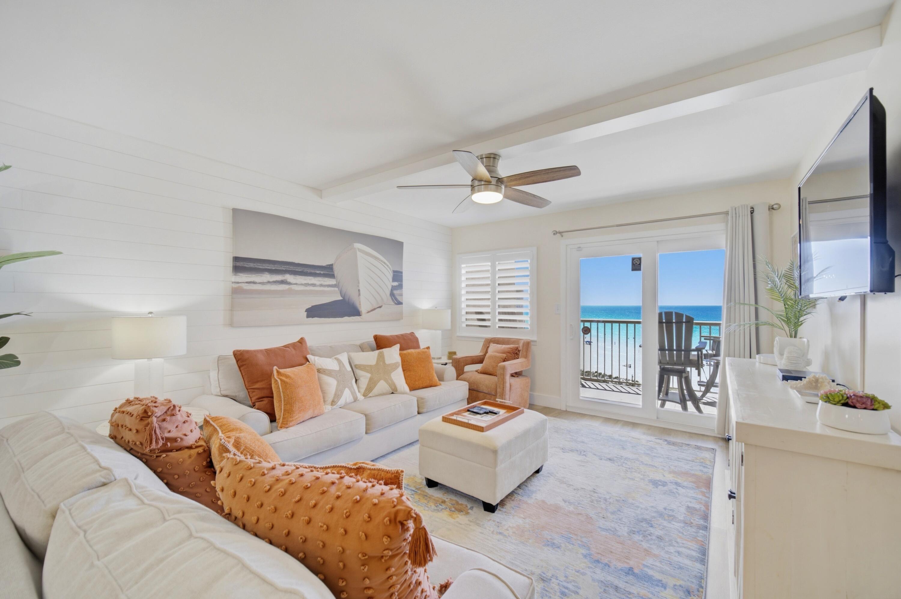 HOLIDAY SURF & RACQUET CLUB - Residential