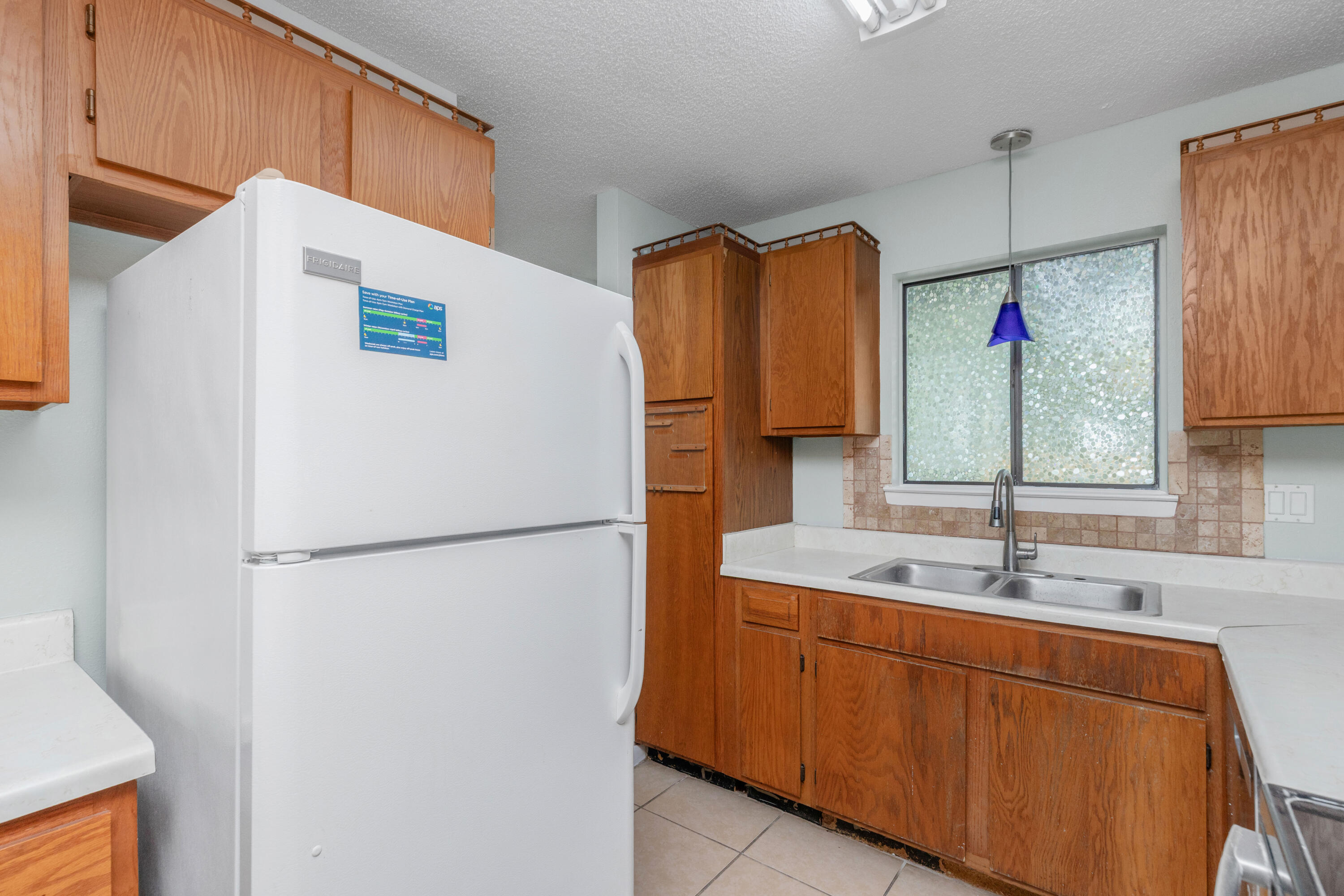 BIENVILLE SQUARE T/H - Residential Lease