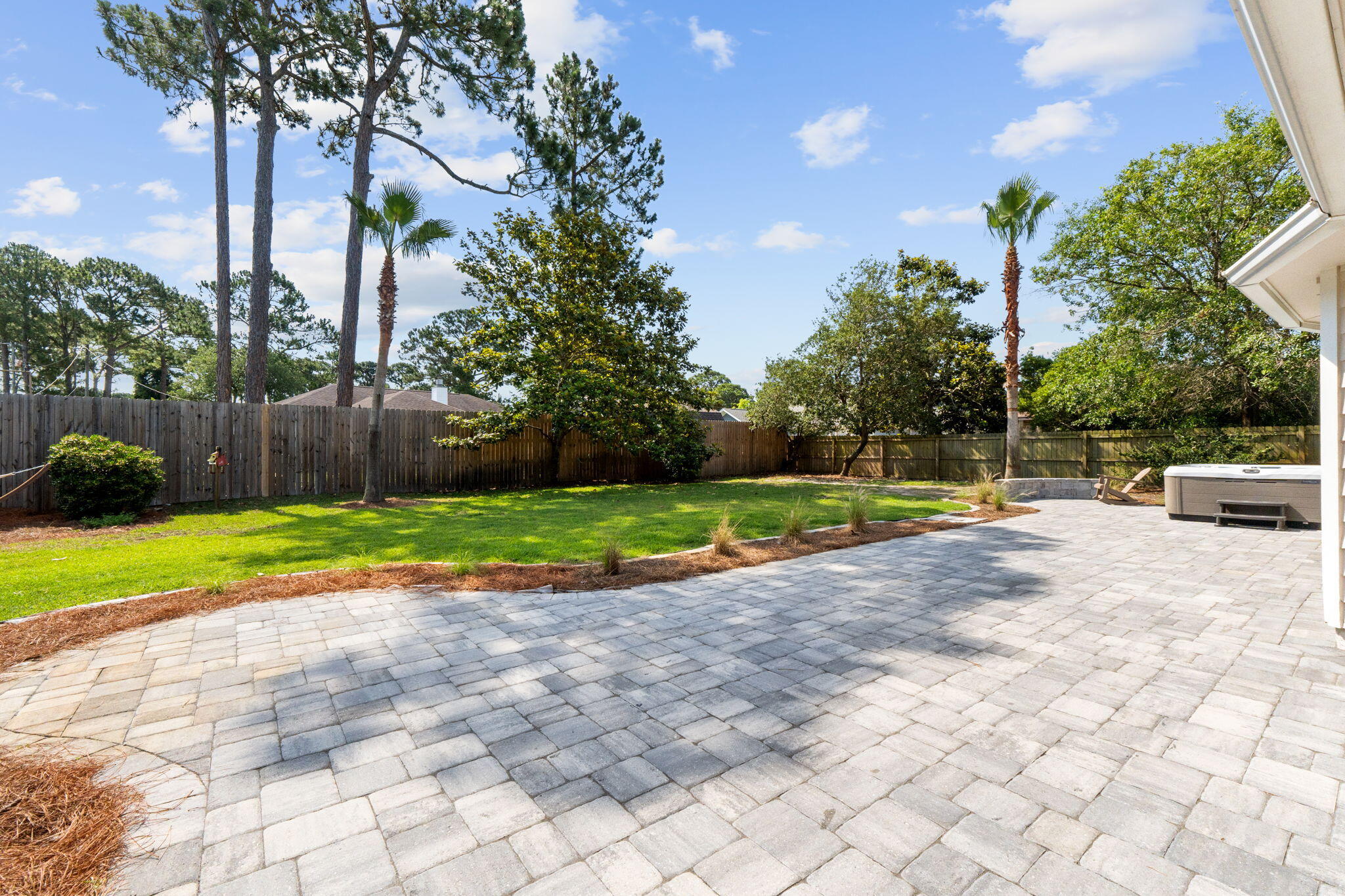 HOLIDAY SHORES ESTATES 3RD ADDN - Residential