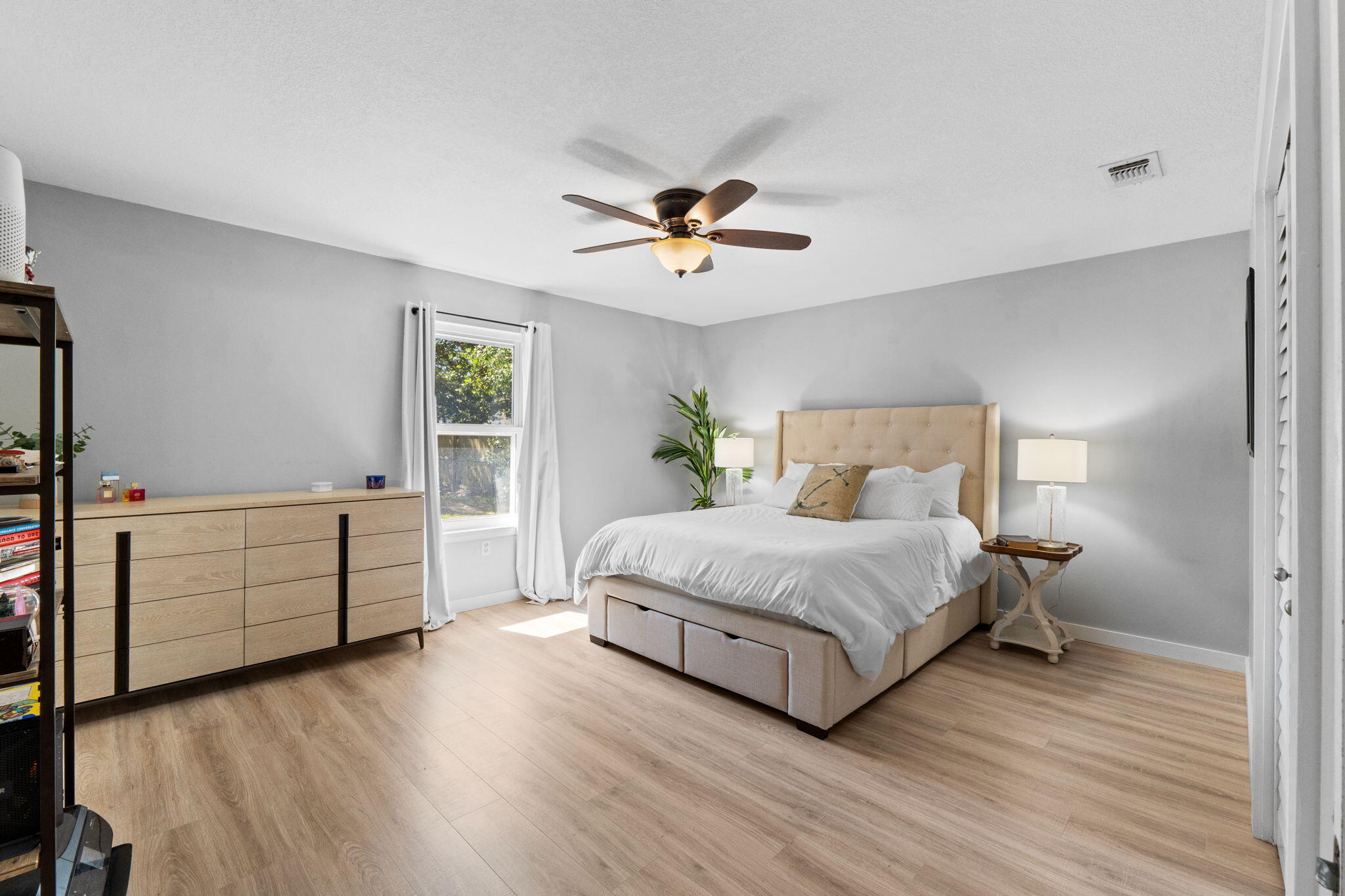 HOLIDAY SHORES ESTATES 3RD ADDN - Residential