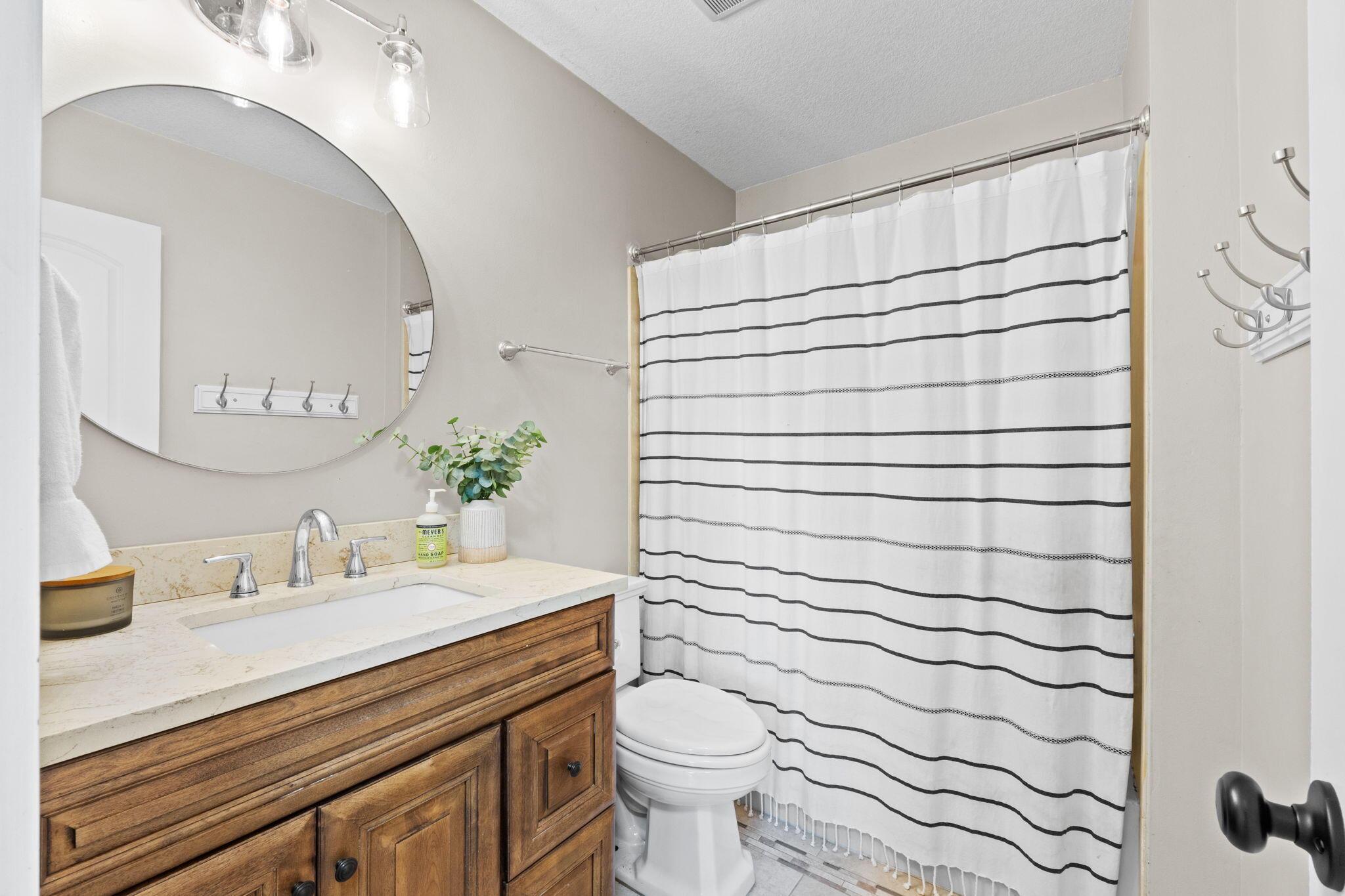 HOLIDAY SHORES ESTATES 3RD ADDN - Residential