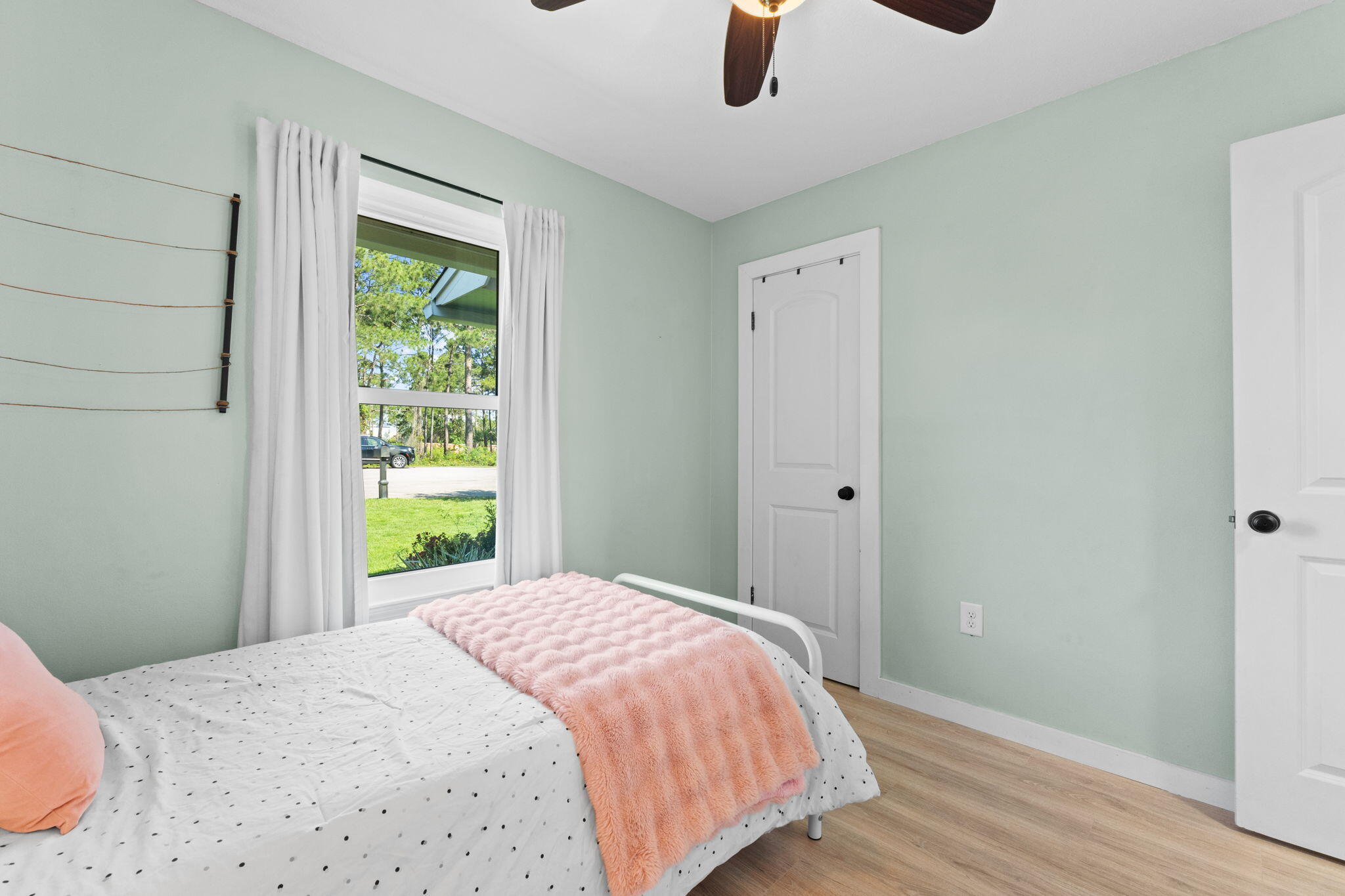 HOLIDAY SHORES ESTATES 3RD ADDN - Residential