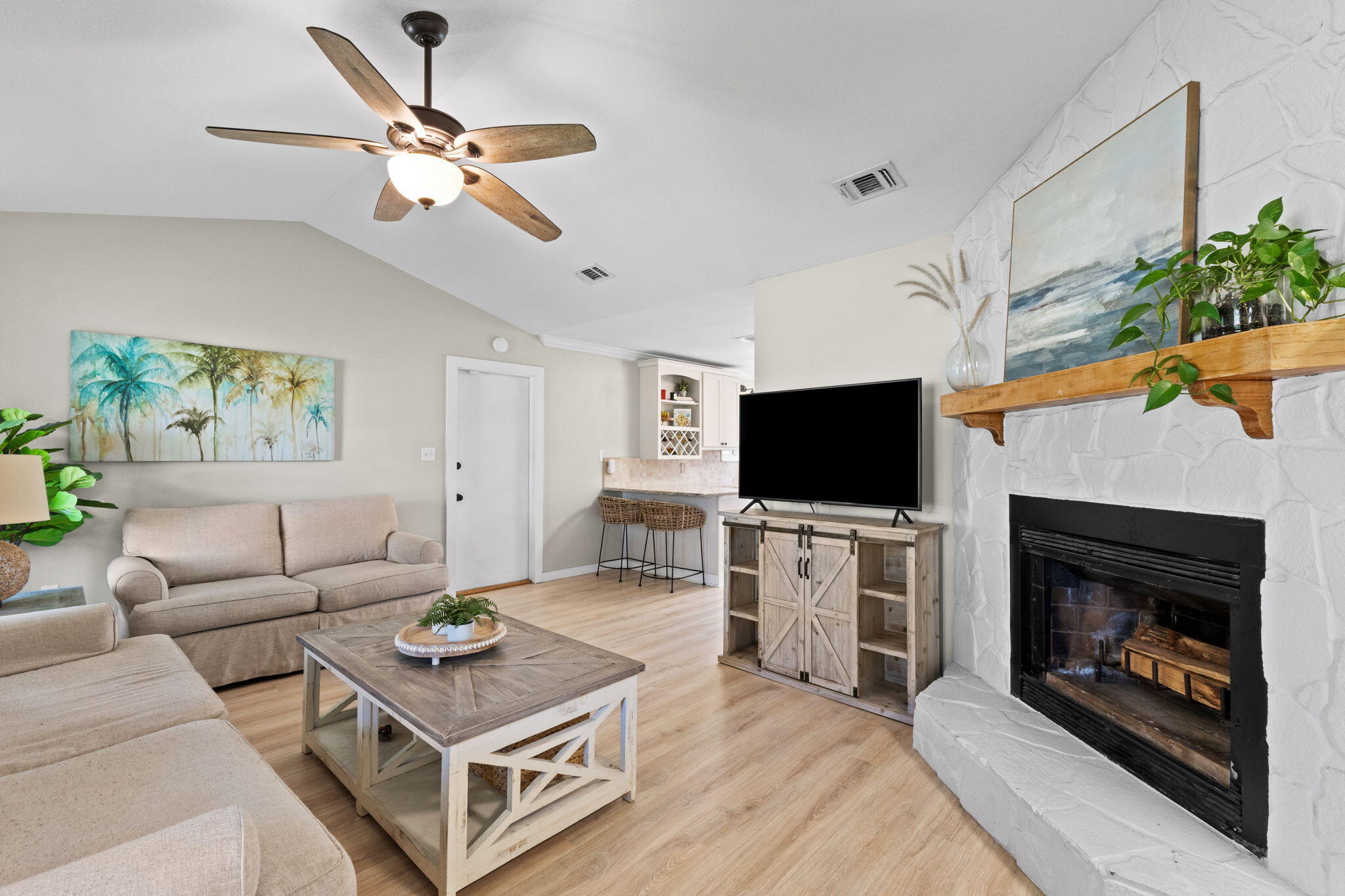 HOLIDAY SHORES ESTATES 3RD ADDN - Residential