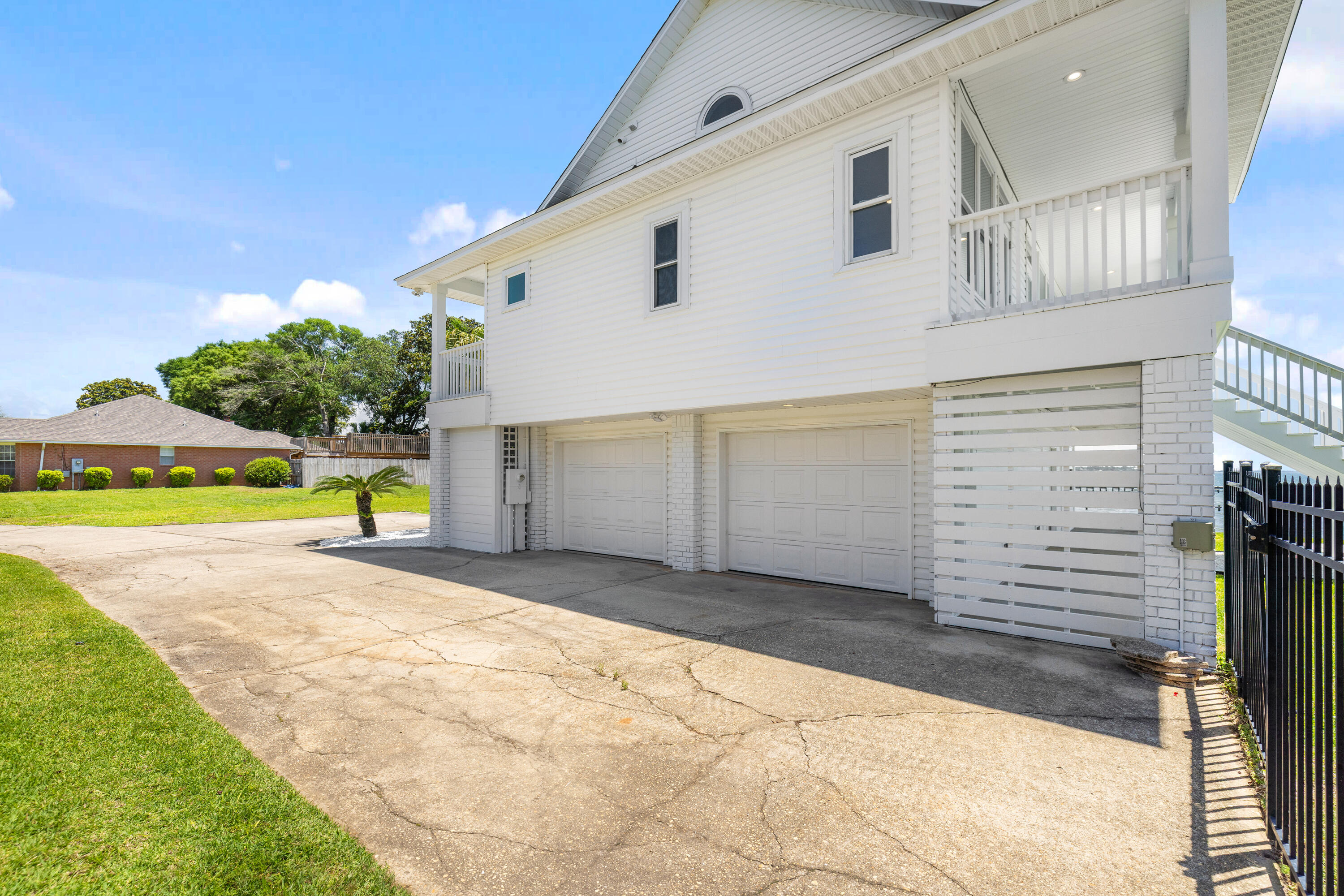 SANDY BEACH ESTATES - Residential
