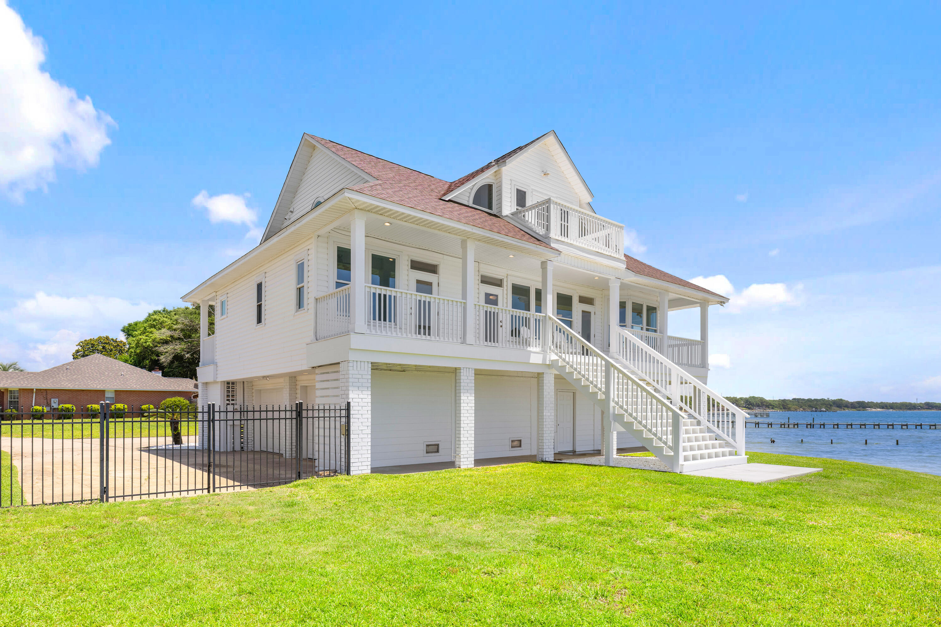 SANDY BEACH ESTATES - Residential