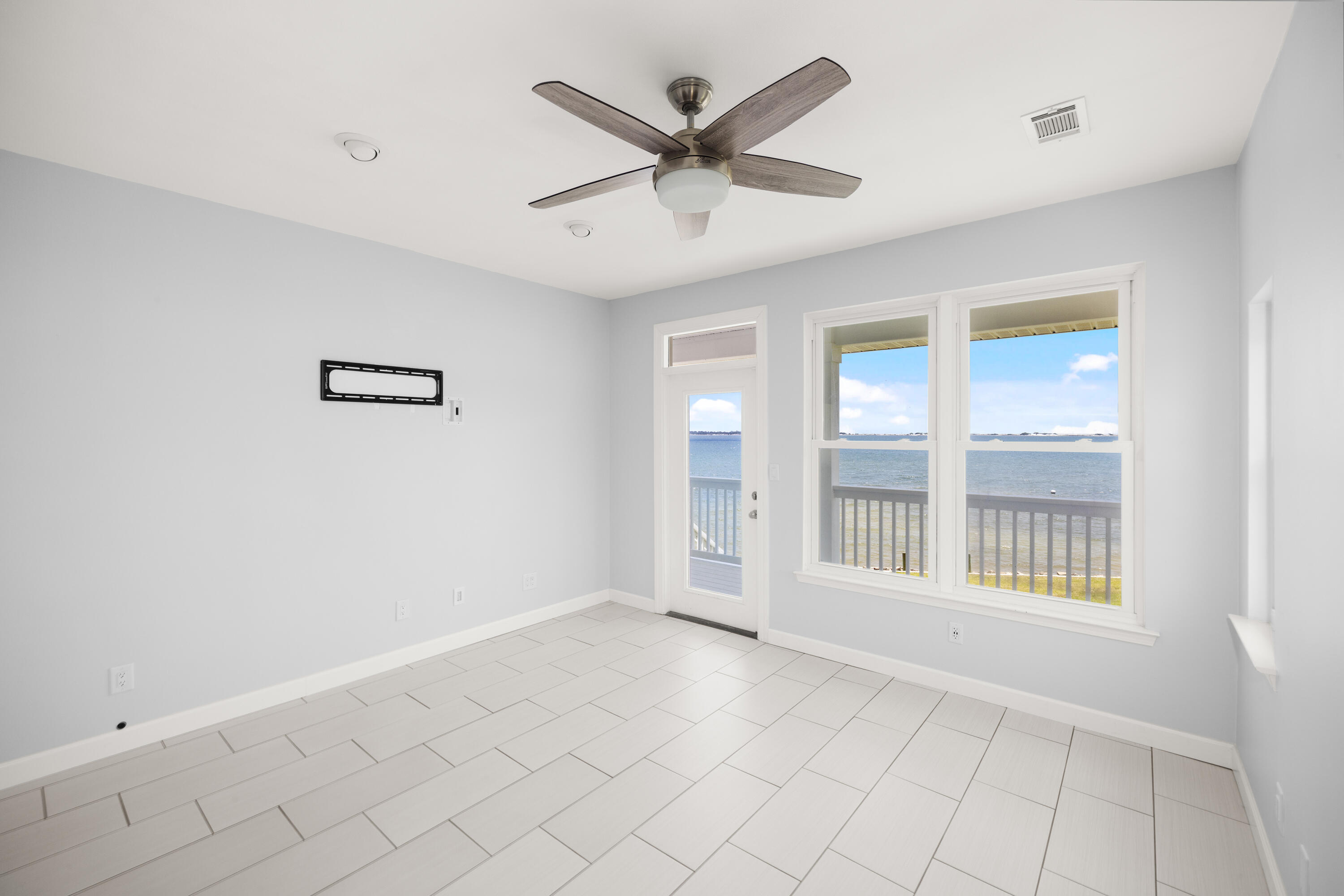 SANDY BEACH ESTATES - Residential